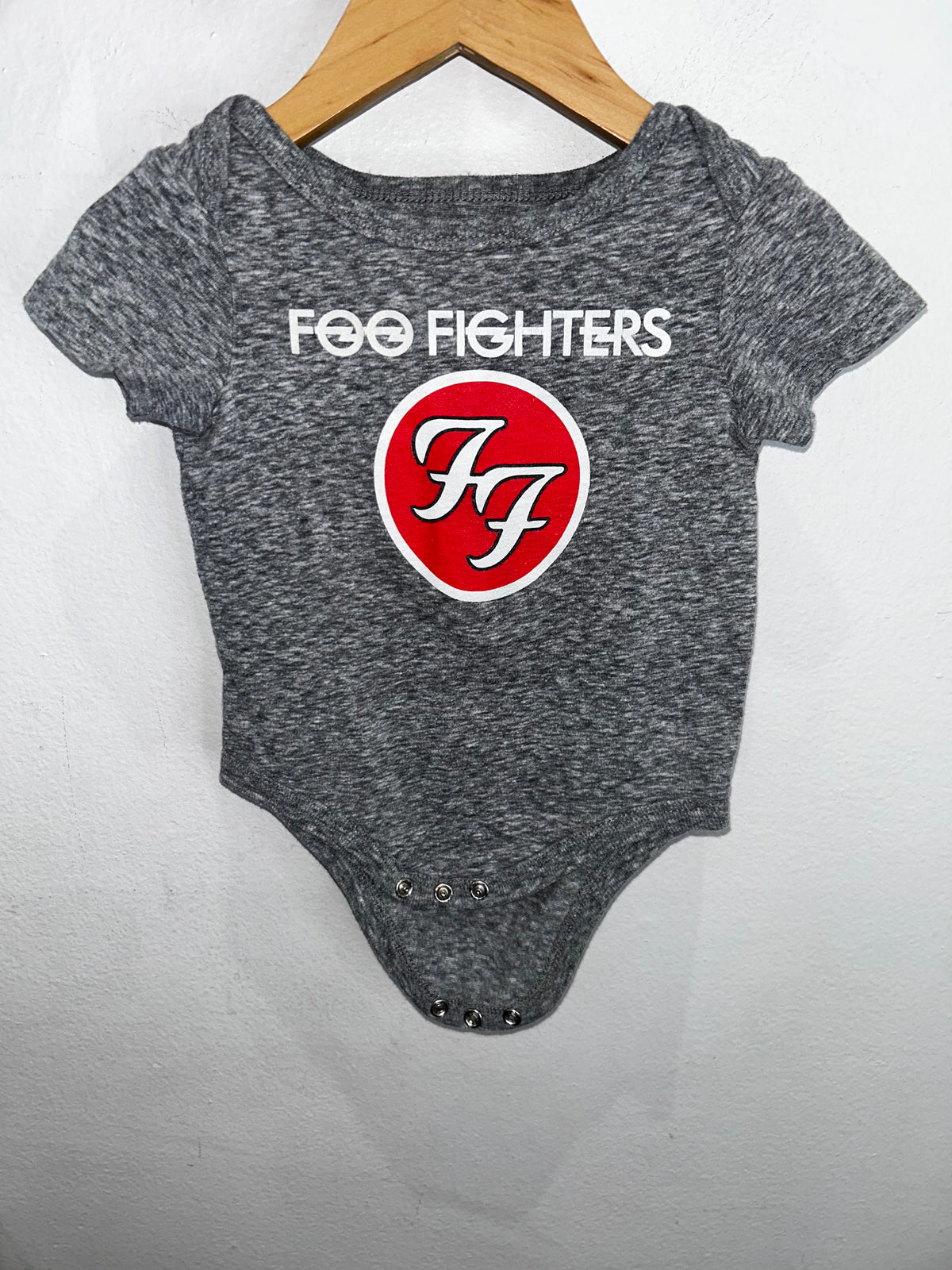 Foo Fighters onesie 6-9m