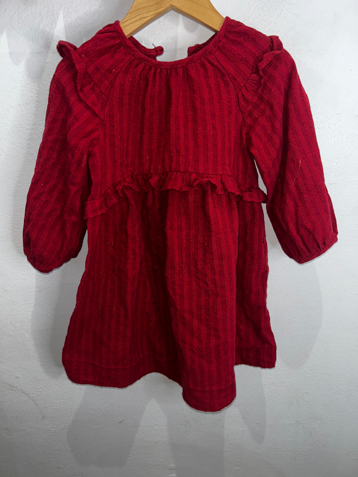 Red sparkle thread dress 2y