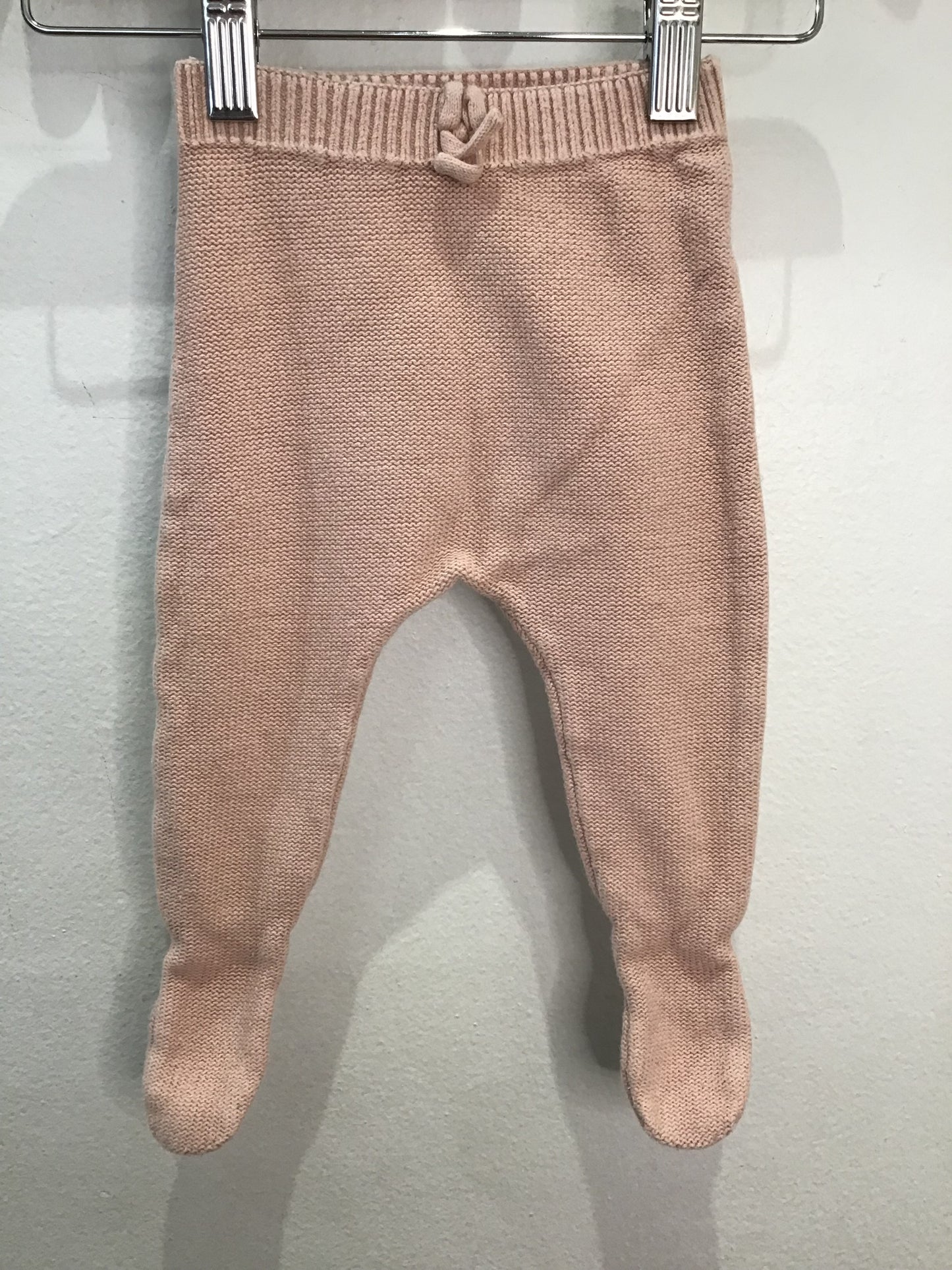 Pink sweater sockpants 3-6m