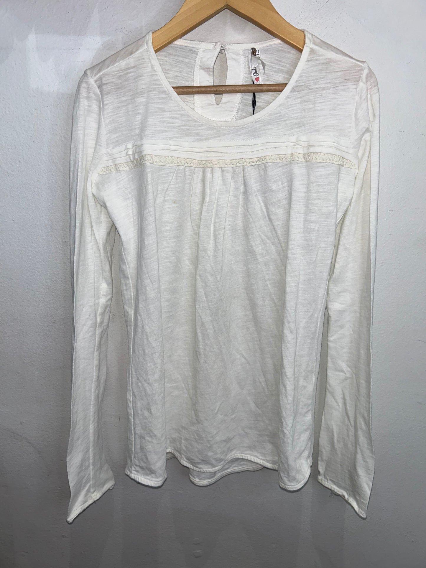 White light weight longsleeve 11-12y