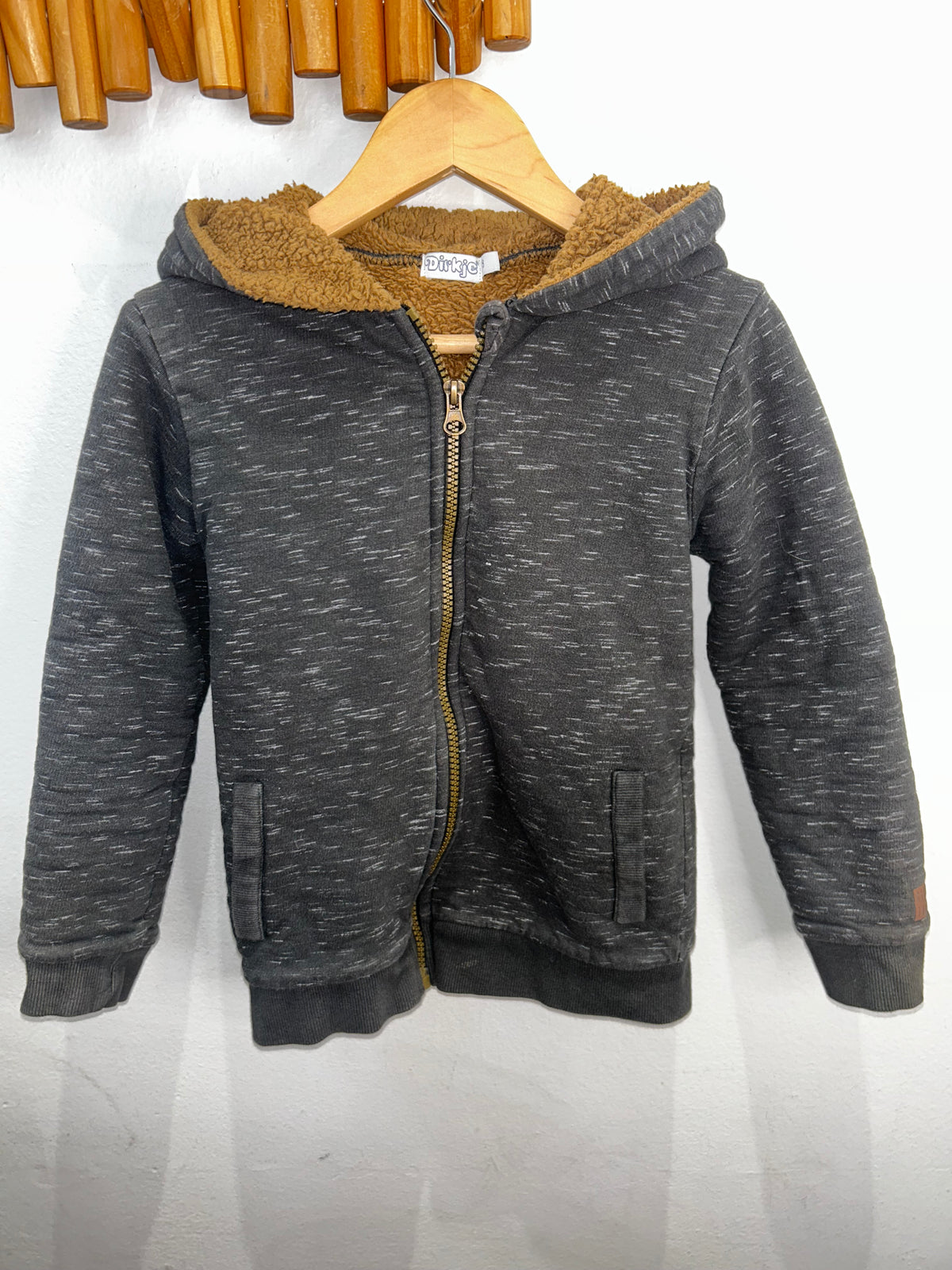 Grey fur-lined sweatshirt 8y