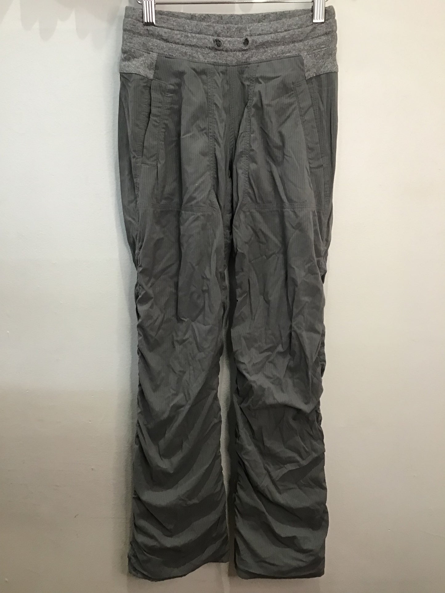 Ivivva grey pants 10y