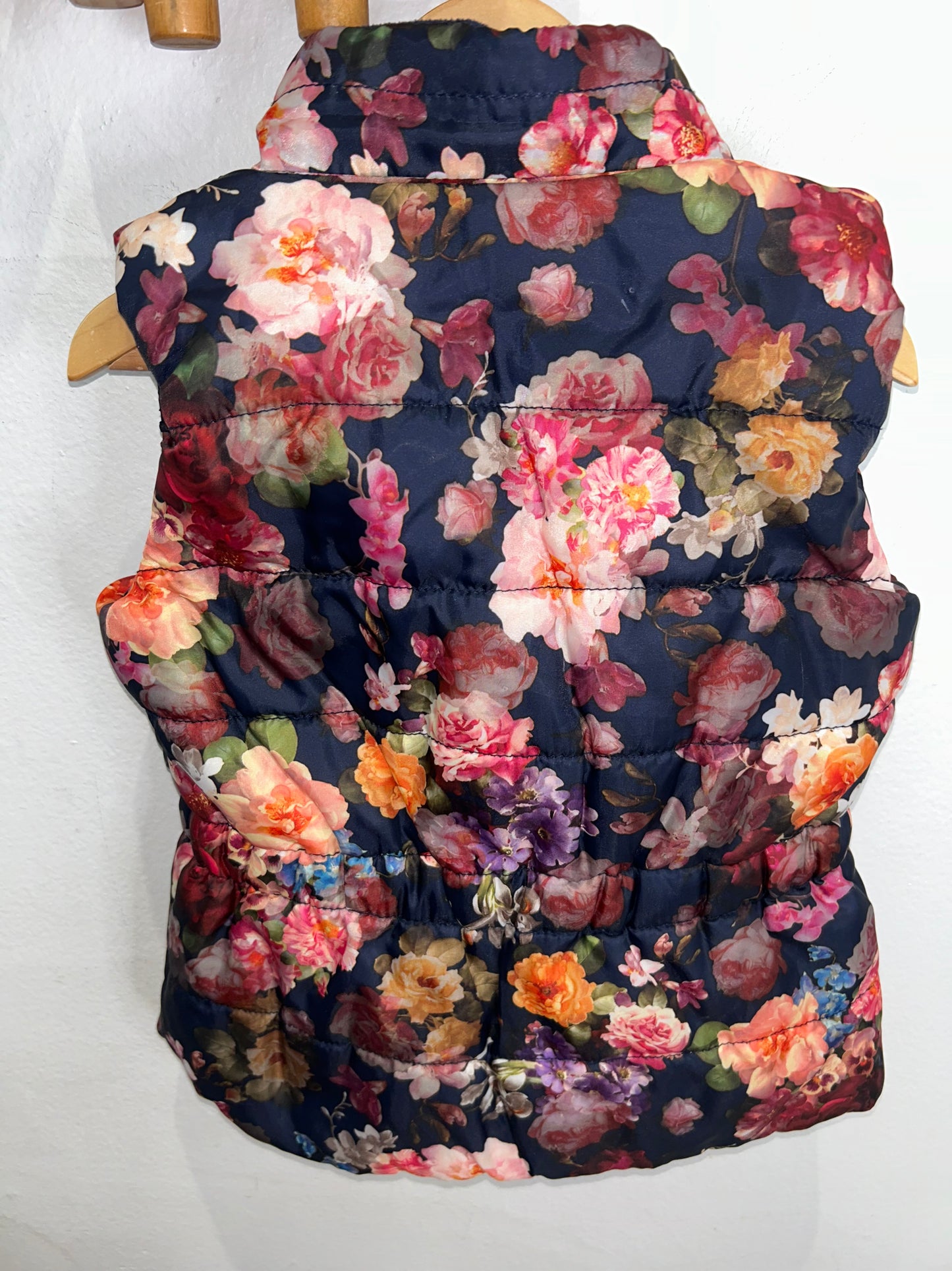 Floral puffer vest 4-5y