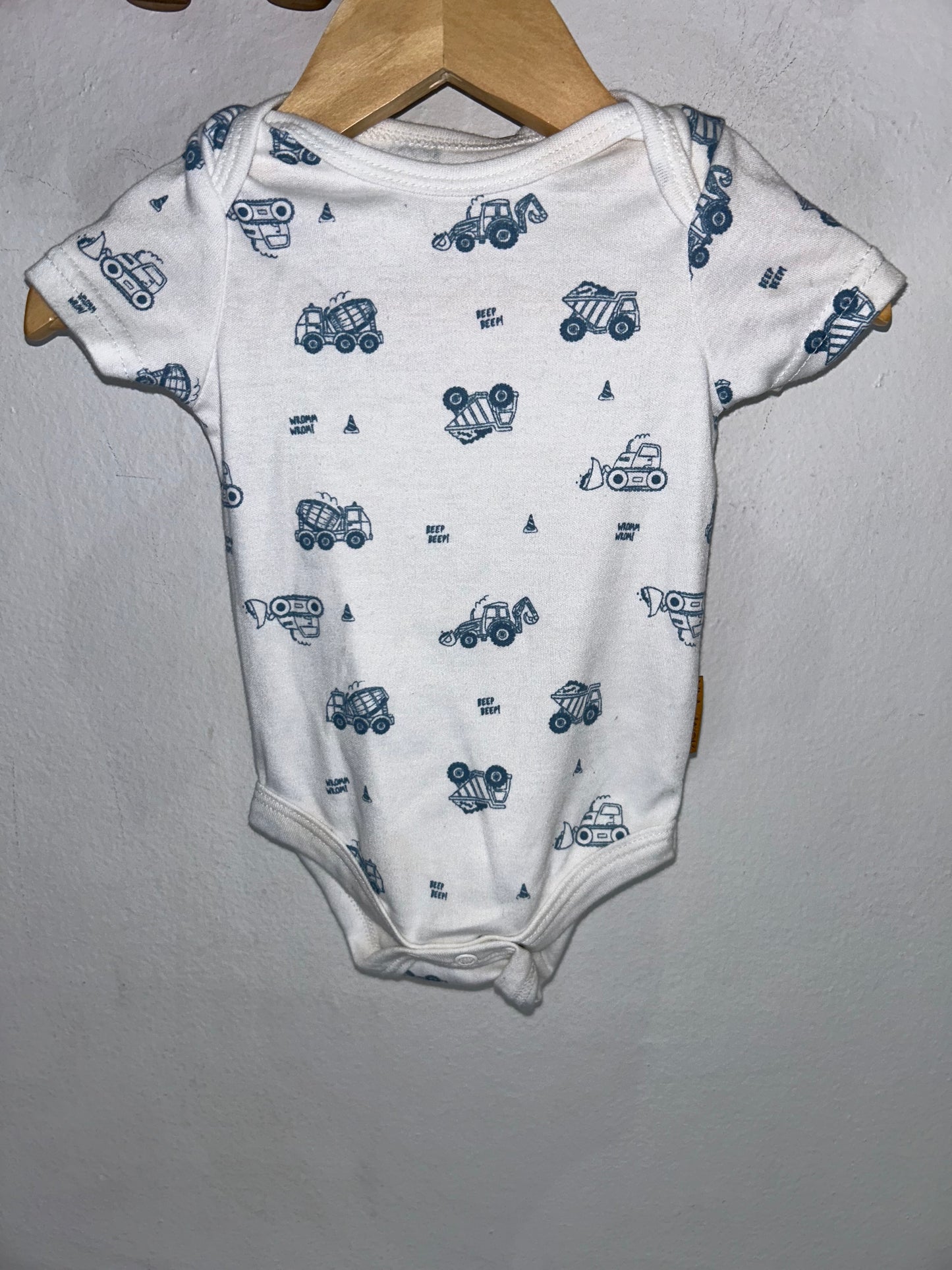 Construction onesie 0-3m