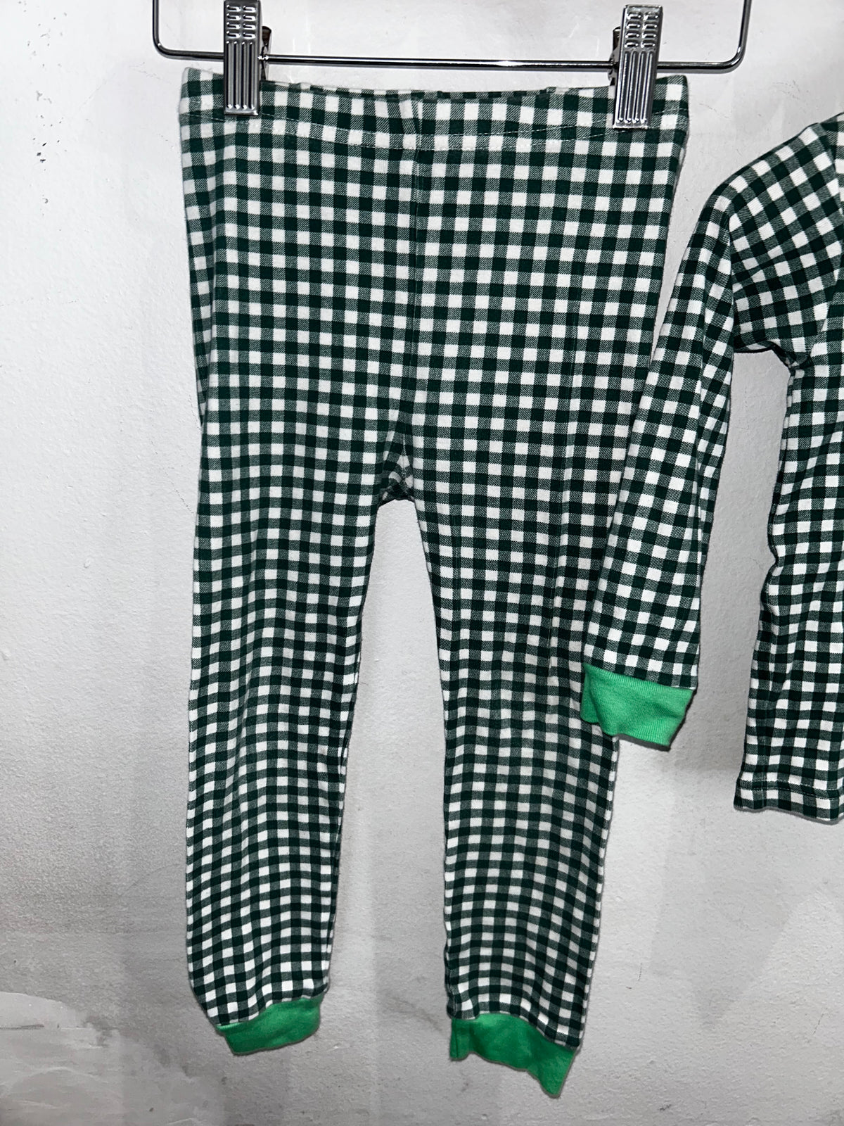 Green checkered pyjamas 4y