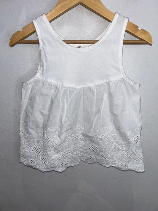 White eyelet flowers takntop 6-8y