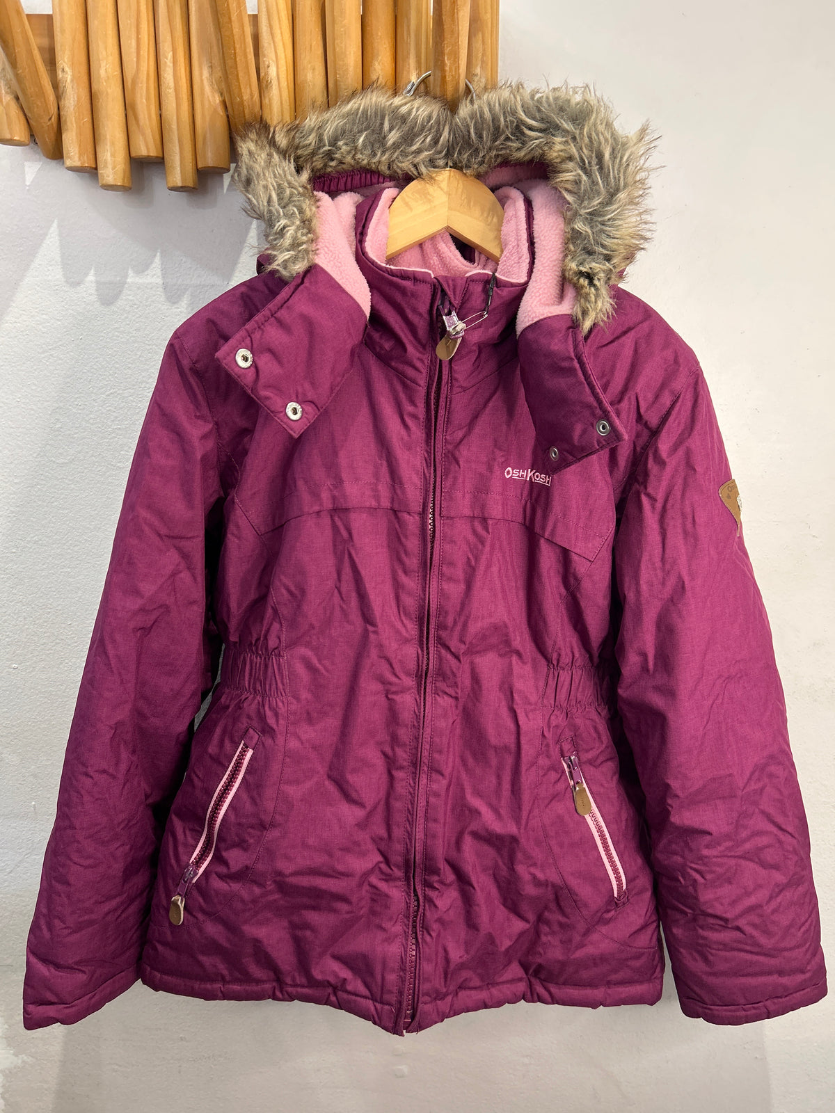 Magenta puffer jacket 10y