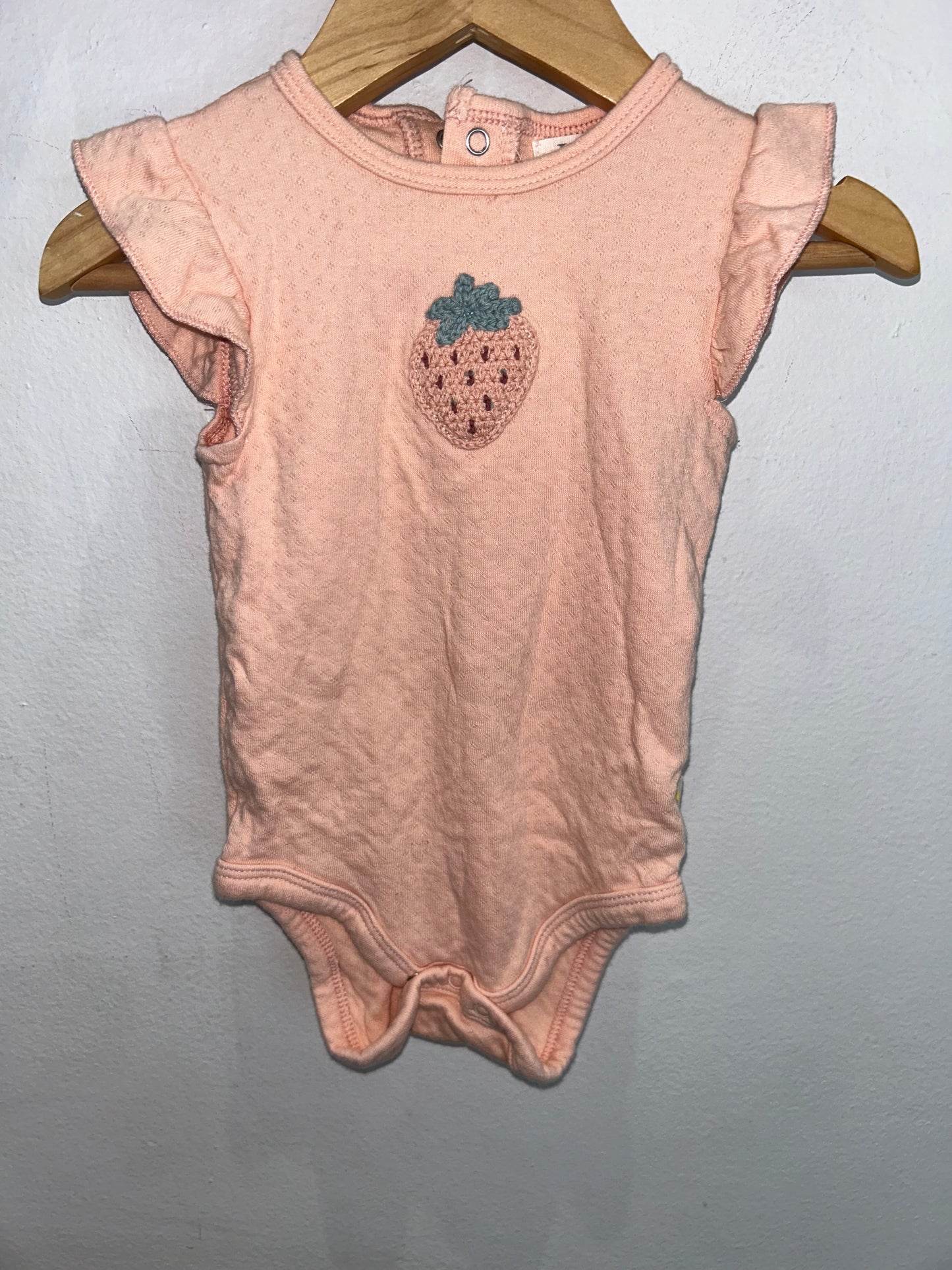 Strawberry texture onesie 18m