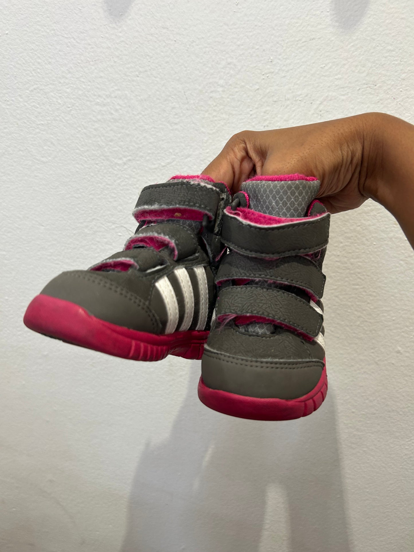 C4 Adids boots