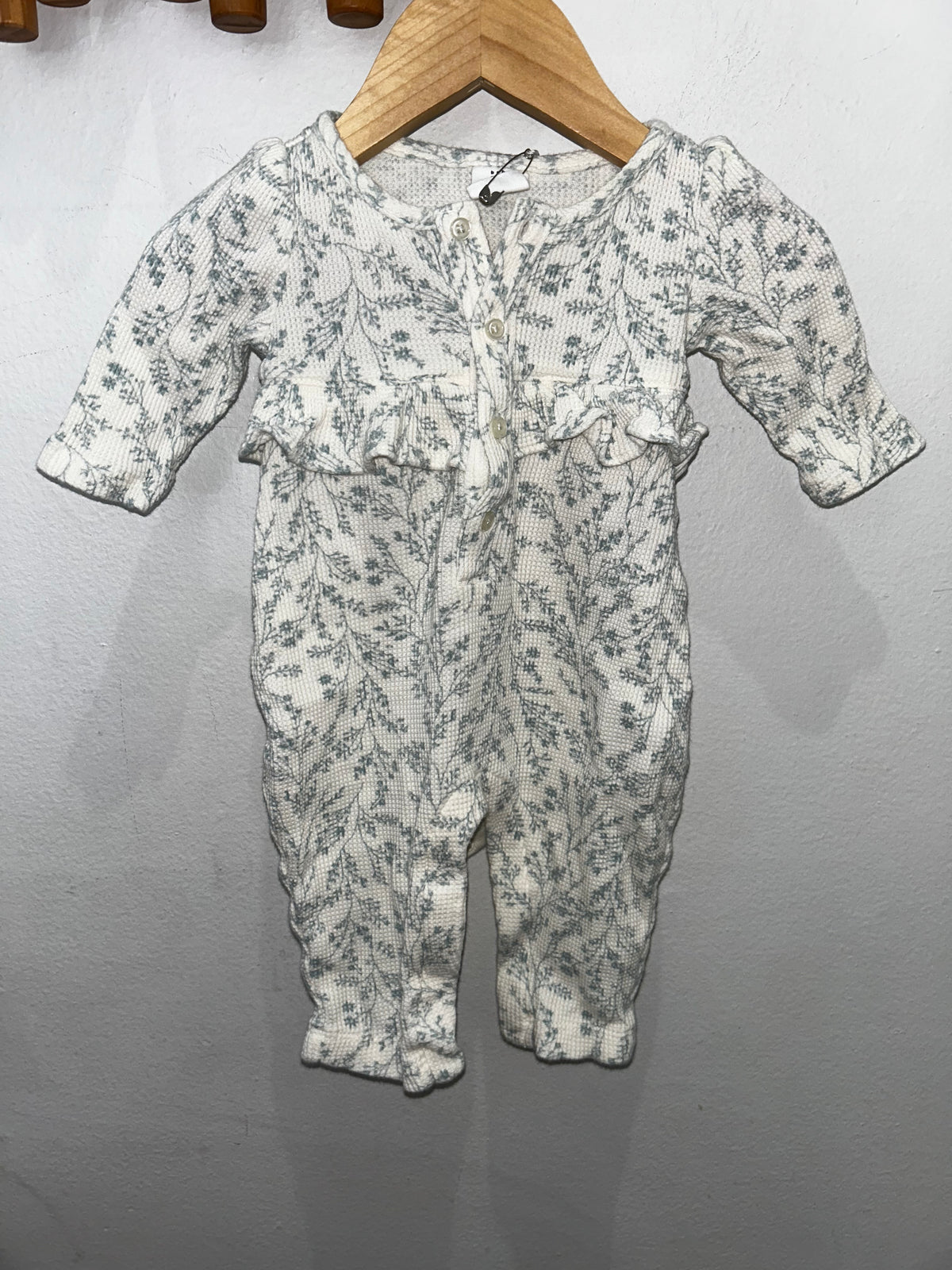 Light blue floral romper 0-3m