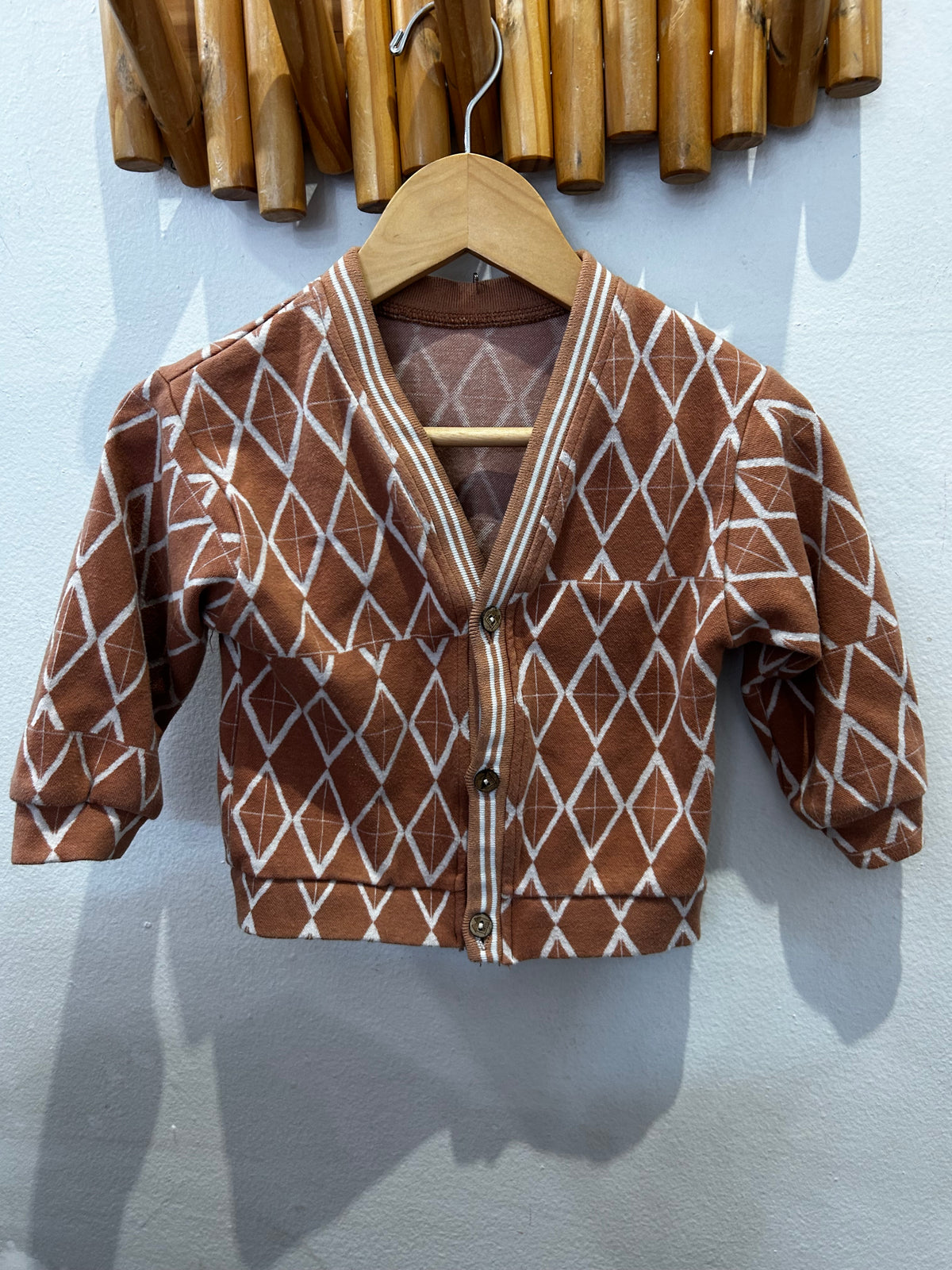 Diamond pattern cardigan 2y