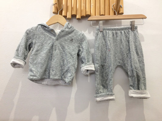 Grey knit reversible set 12-18m*