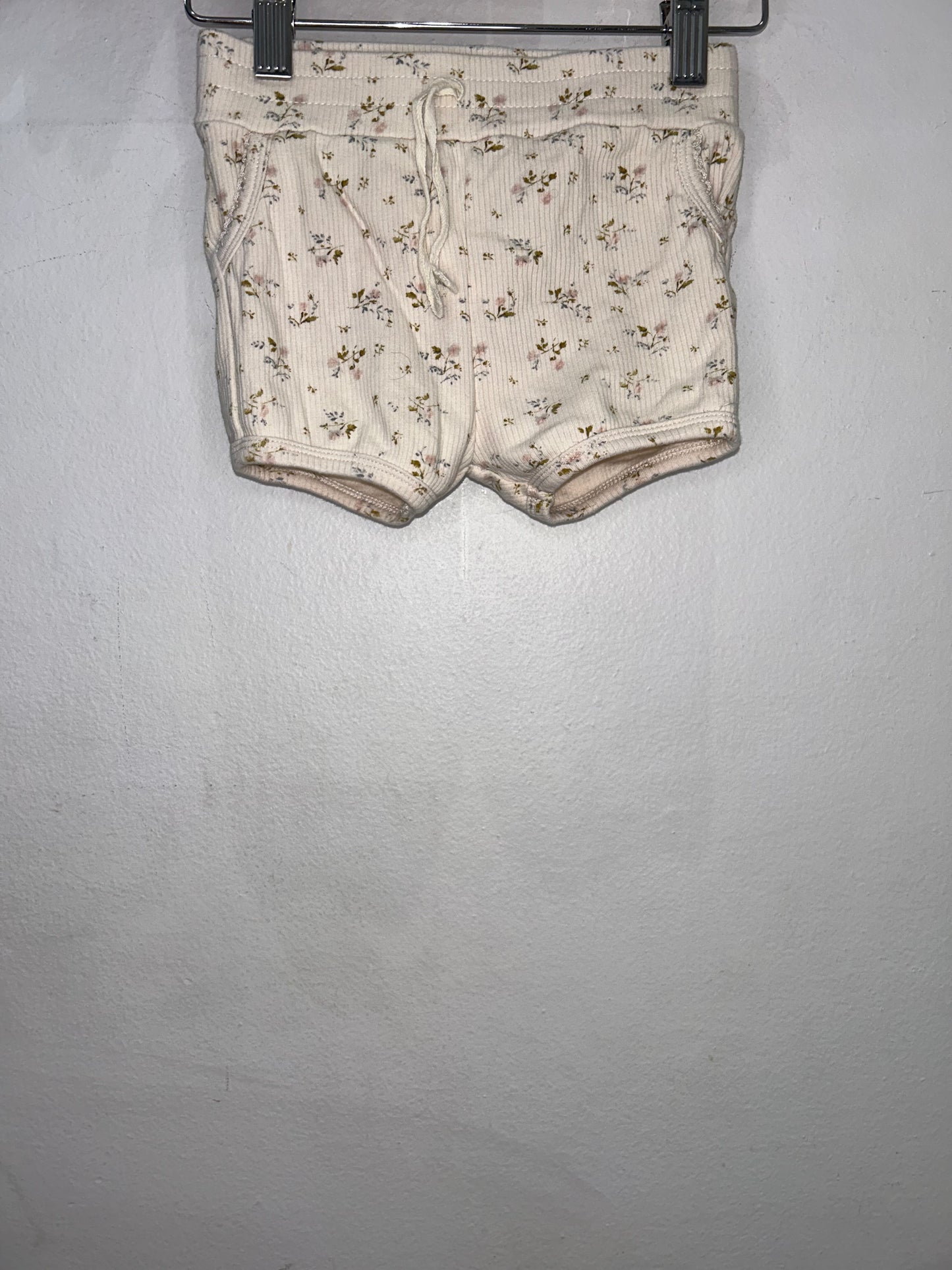 Ribbed floral shorts 6y