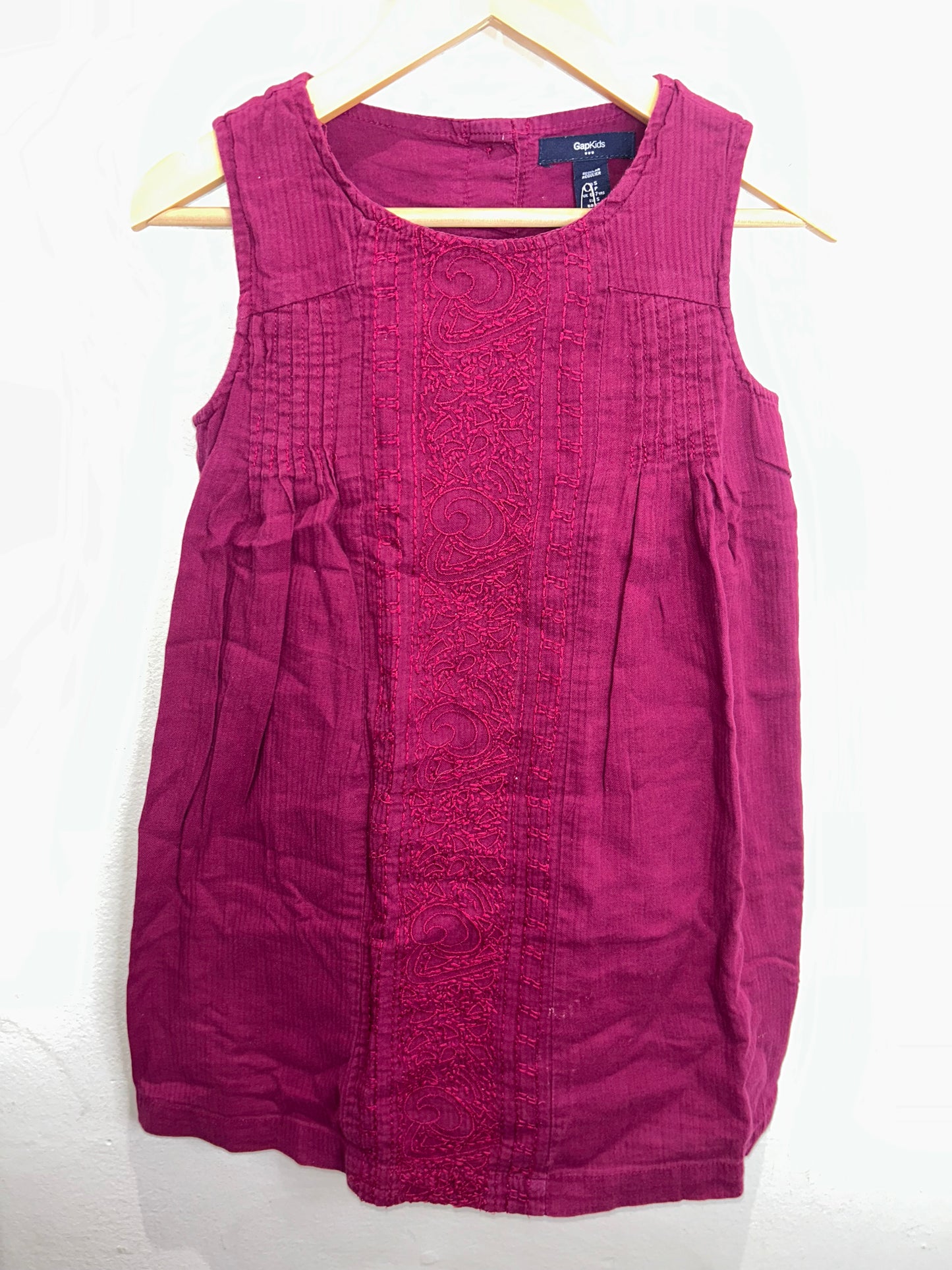 Berry embroidery dress 6-7y