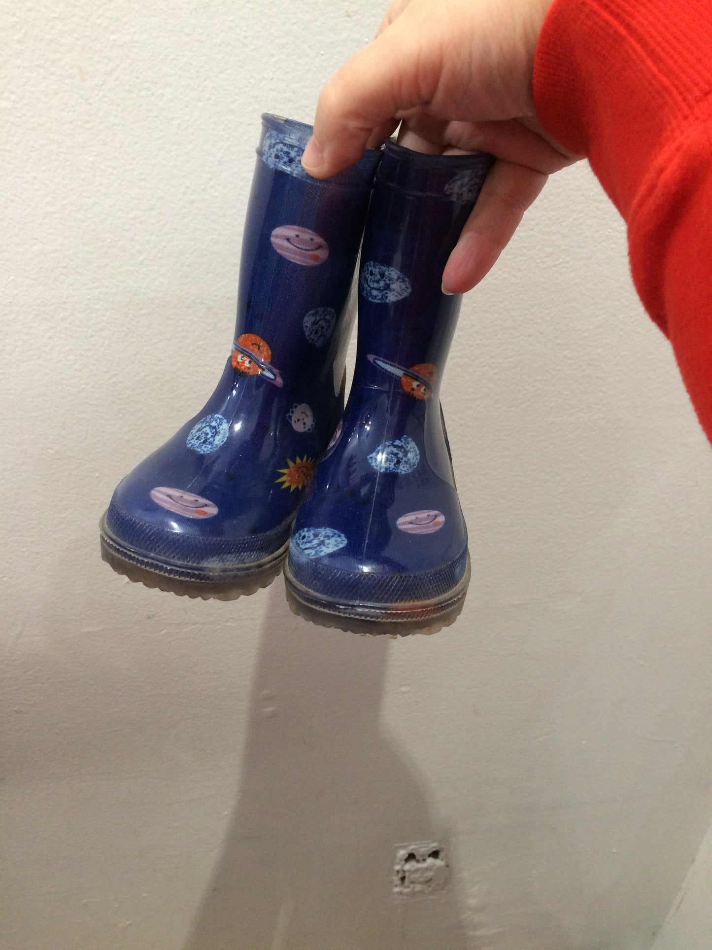 C7 planet rain boots