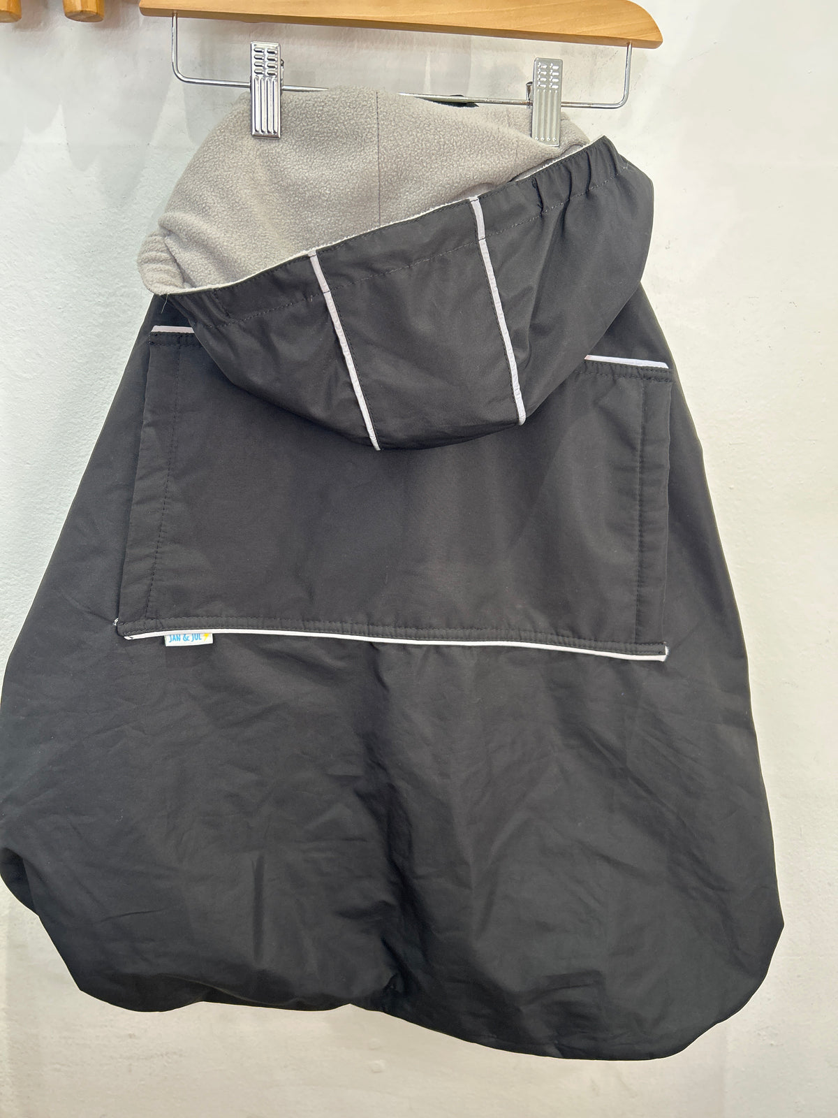Jan & Jul warm carrier cover