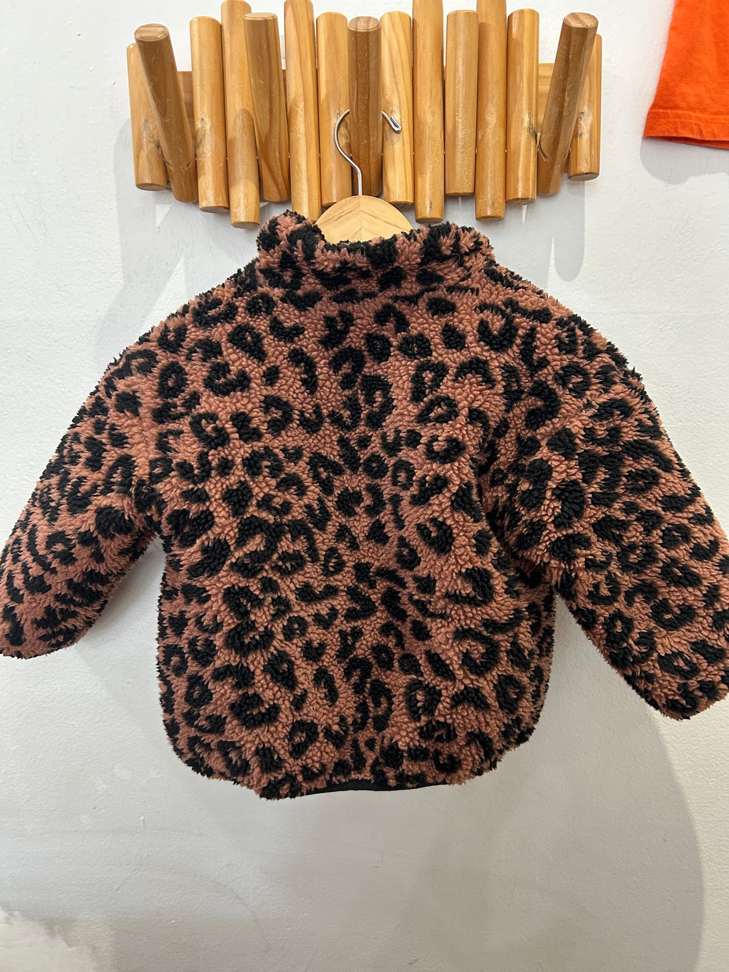 Furry brown leopard coat 2-3y