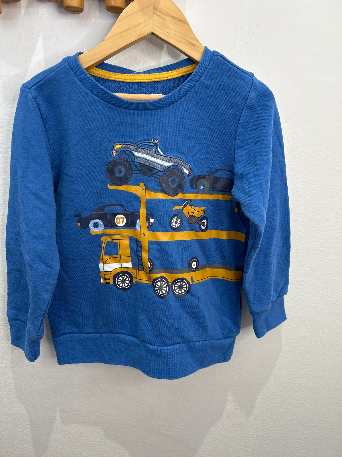 Tow truck pullover 3y