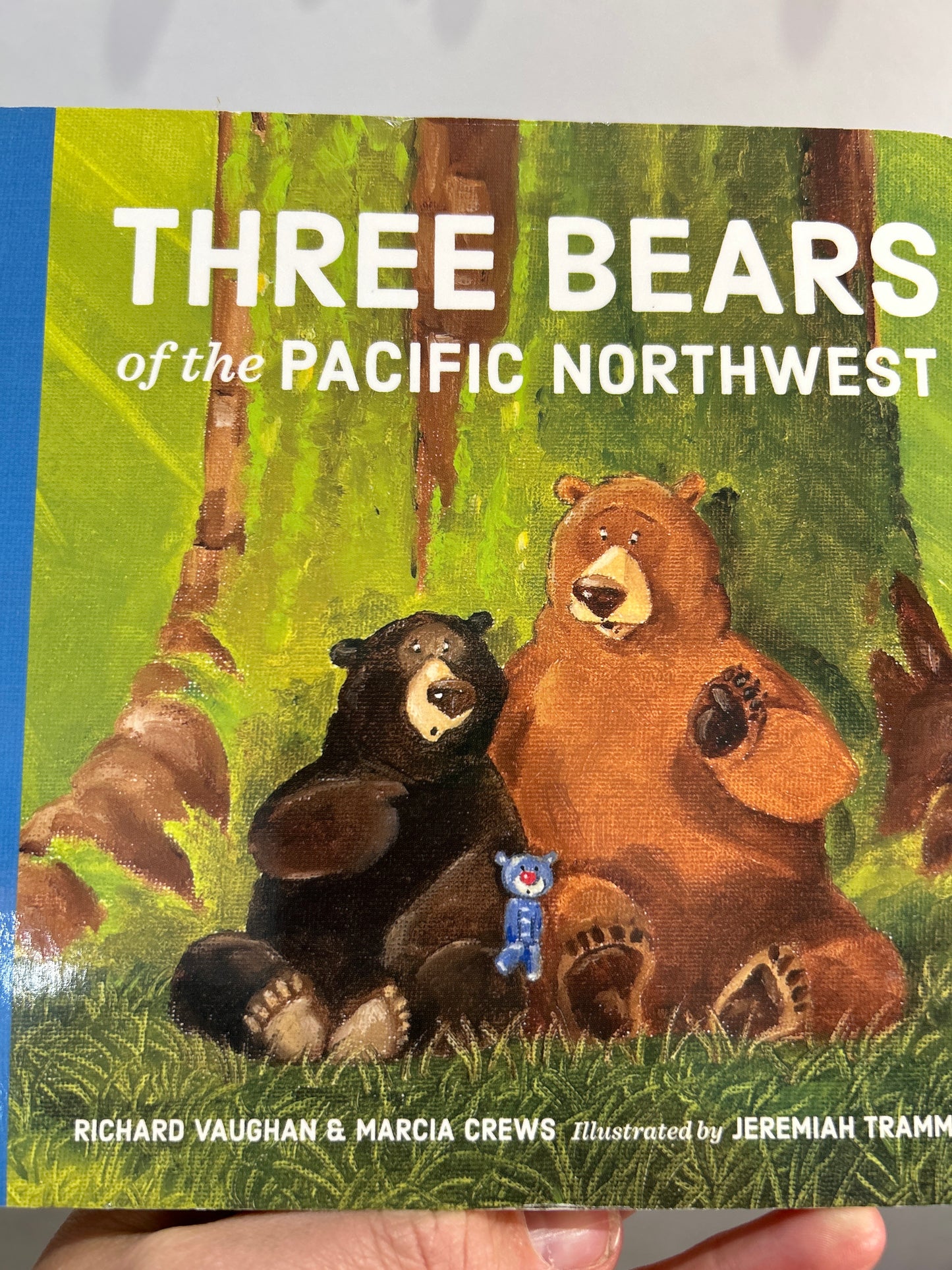 Three Bears of the Pacific Northwest
