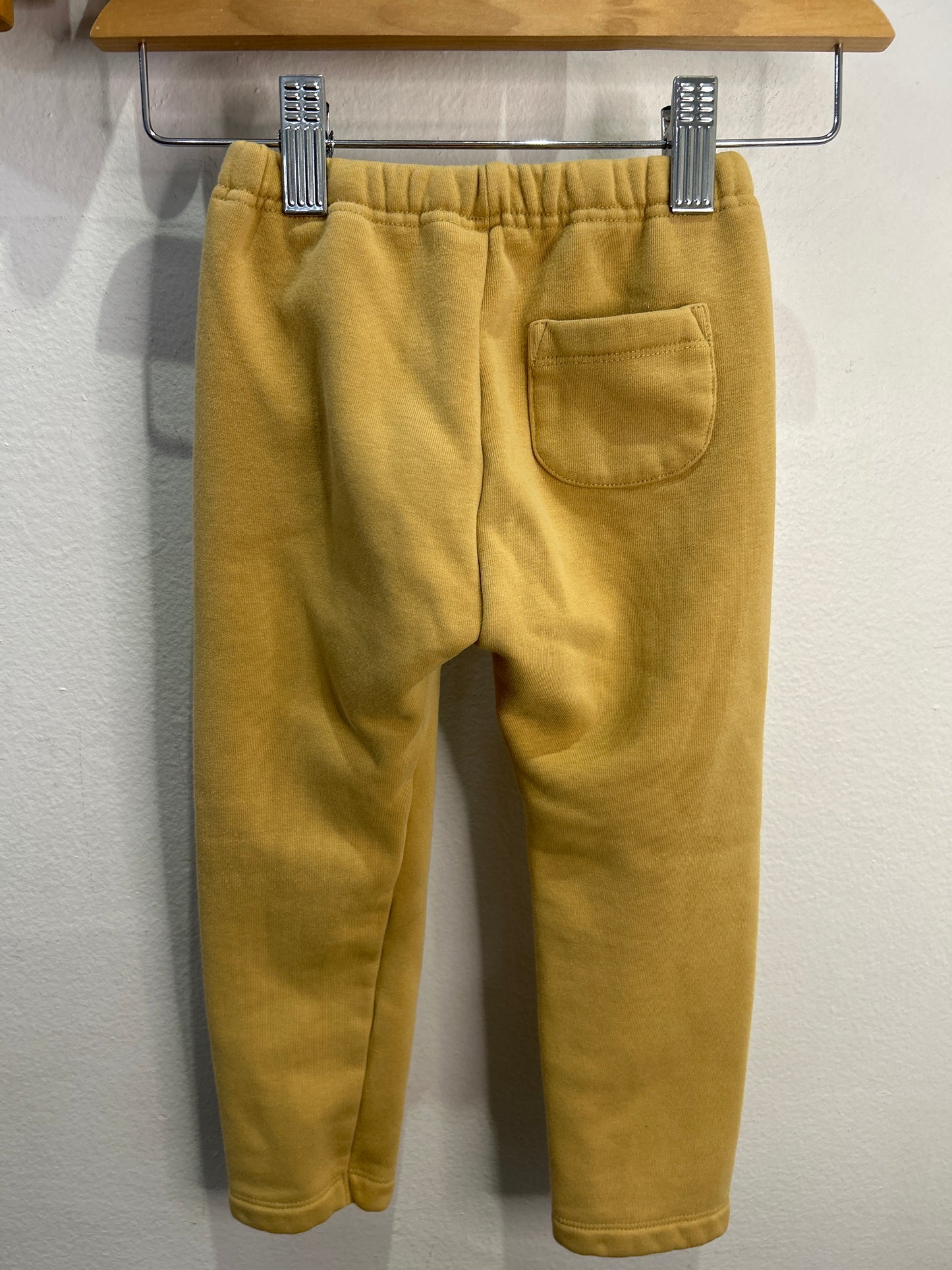 Cozy mustard skinny joggers 3y