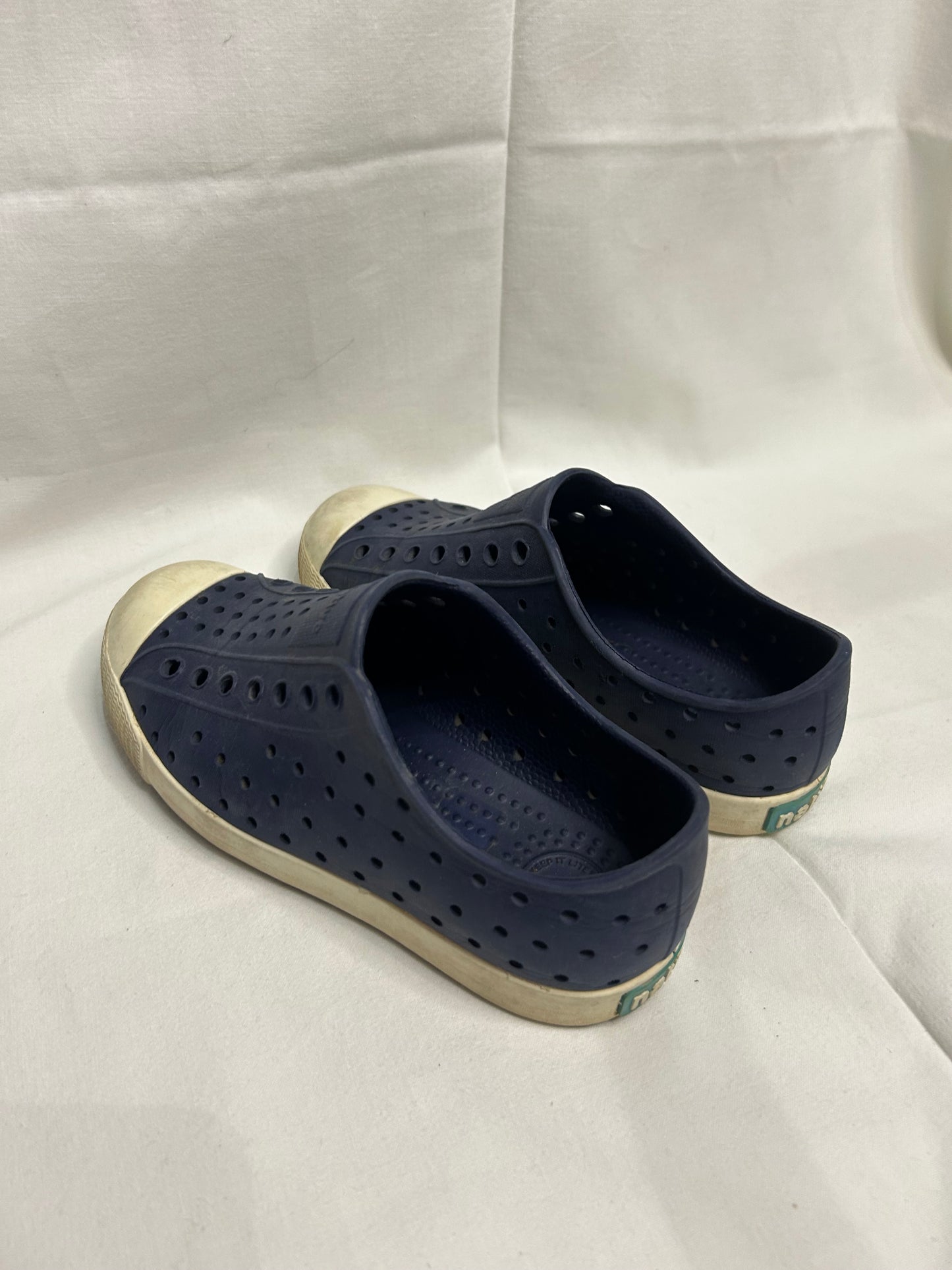 C12 navy Natives