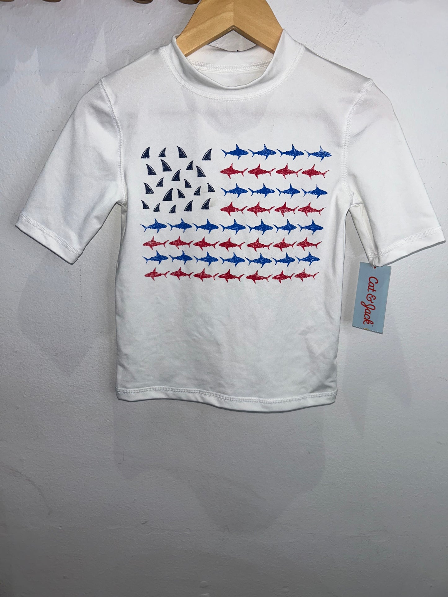 Shark rashguard 4-5y NEW