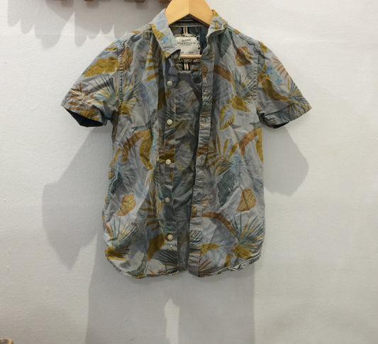 Banana Leaves shirt 8y