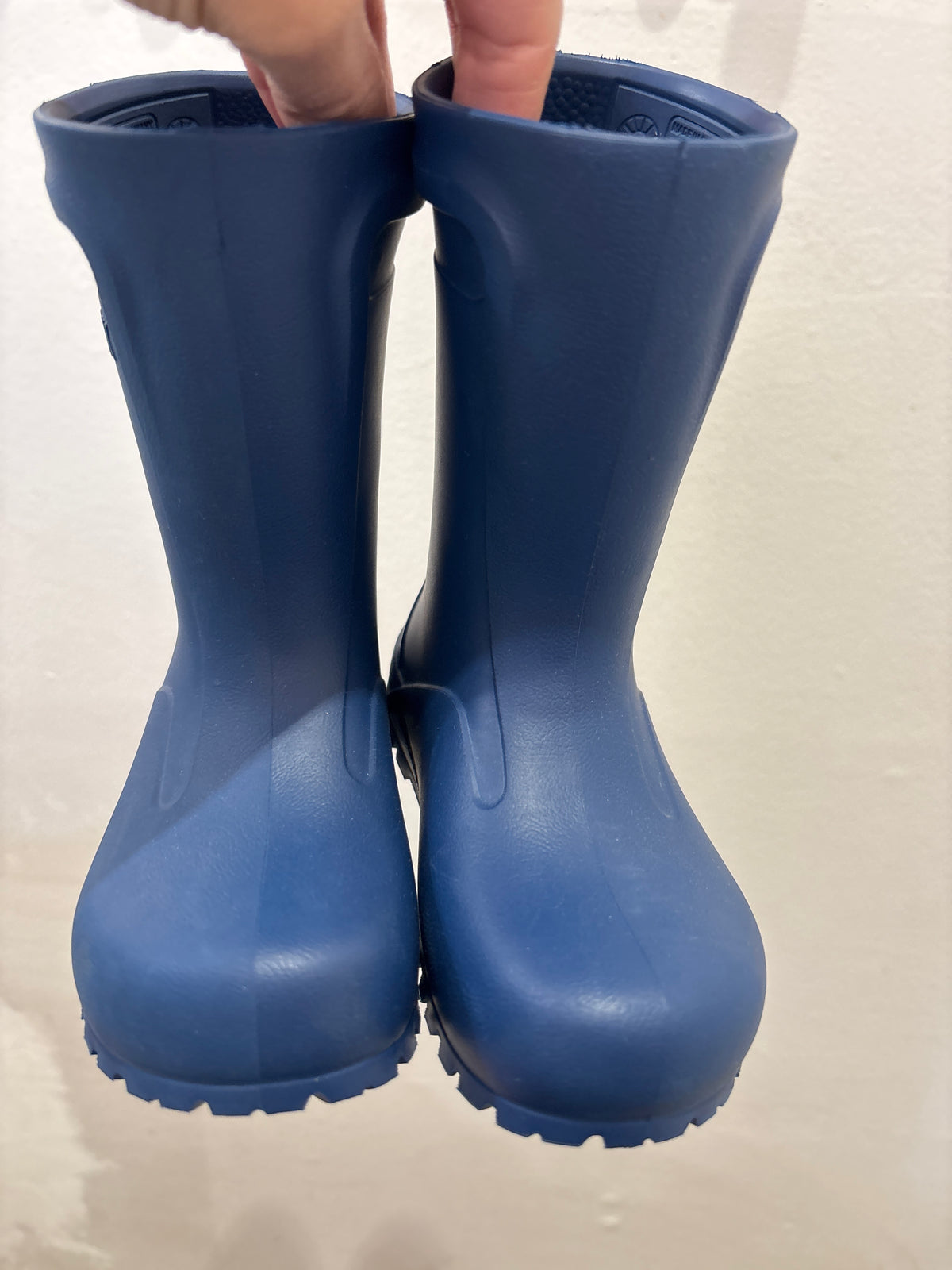 C11 Birkenstocks blue rainboots