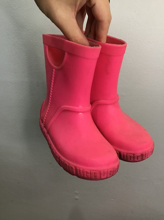 C10 Ugg hot pink rainboots