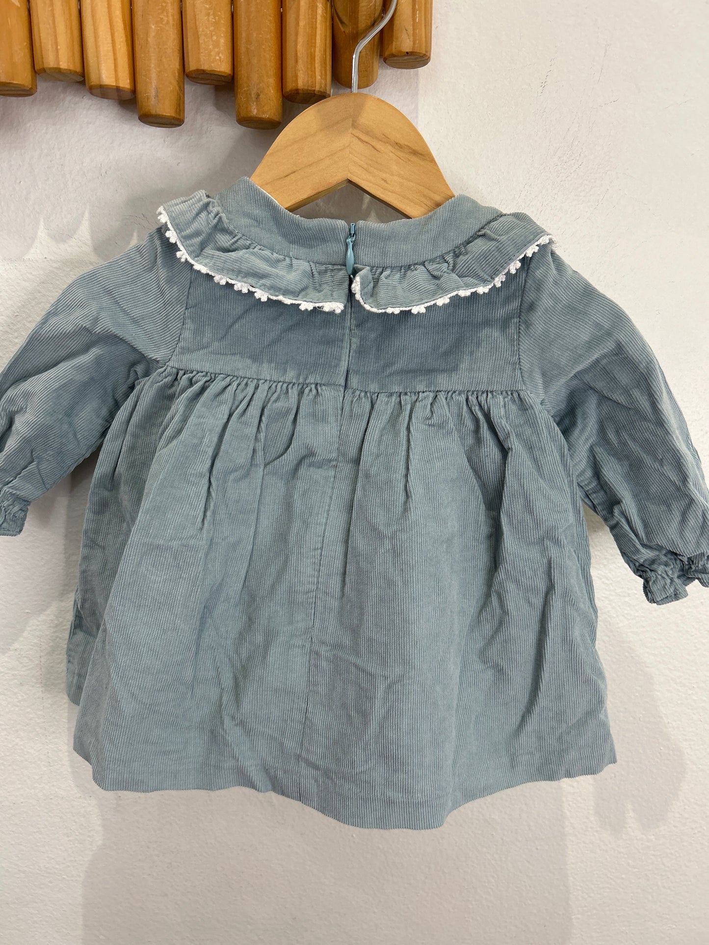 Pompoms corduroy dress 2-4m
