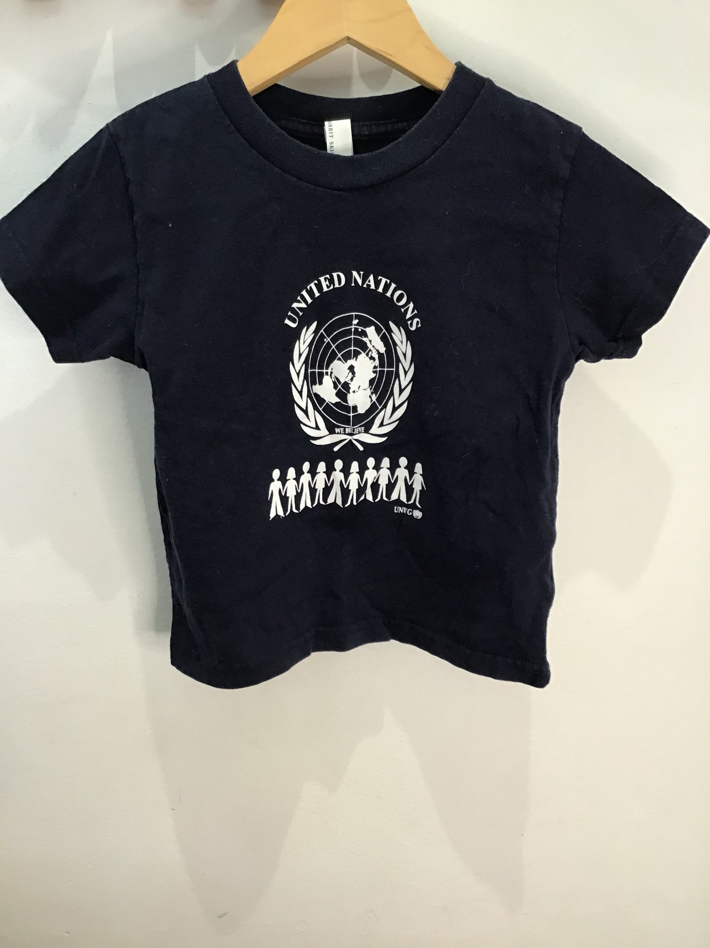 Tee United Nations 4y