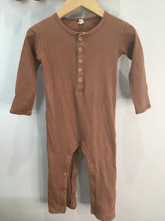 Quincy Mae brown romper 12-18m