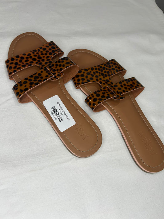 Y6 leopard sandals