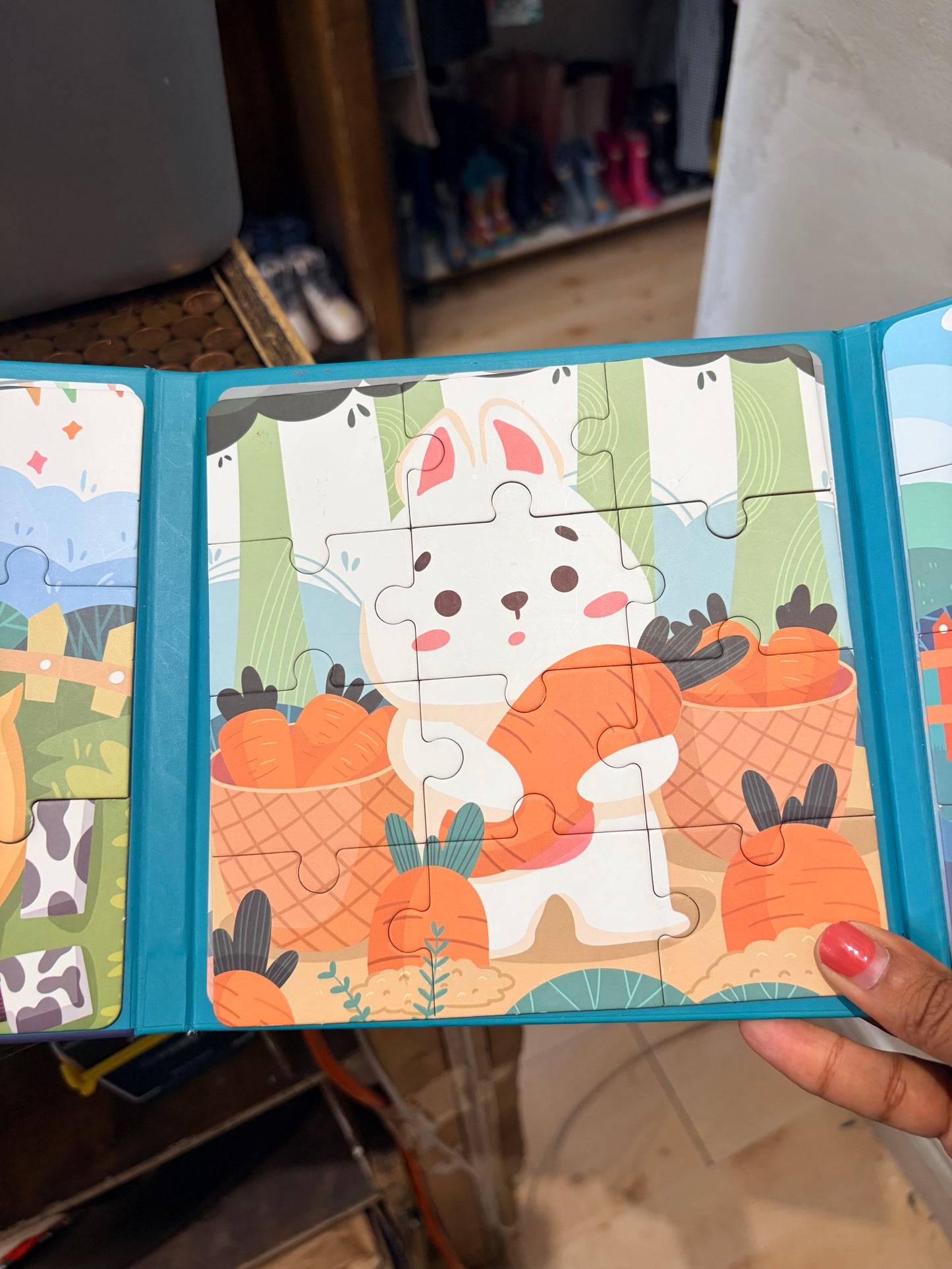 Three in one animals levelled puzzle