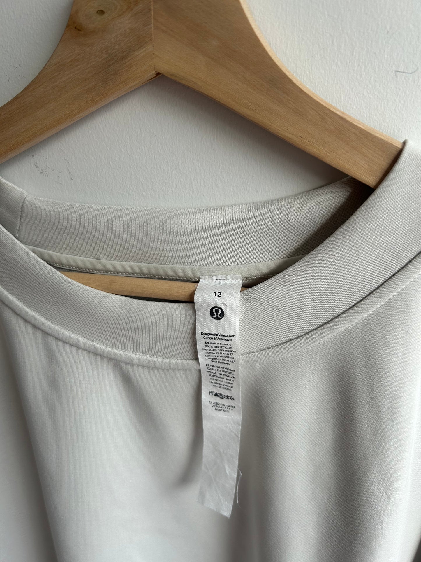 Loungeful relaxed knit crewneck size 12