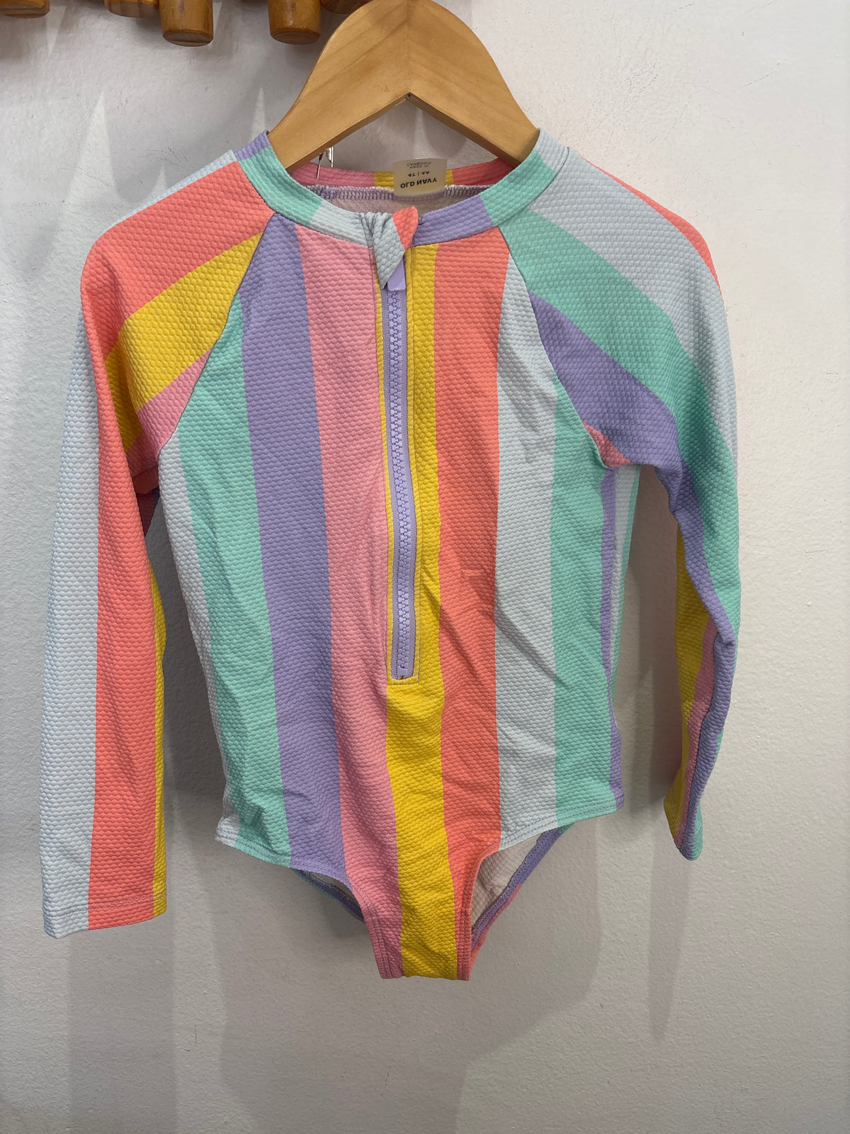 Vertical thick stripes swimsuit 4y
