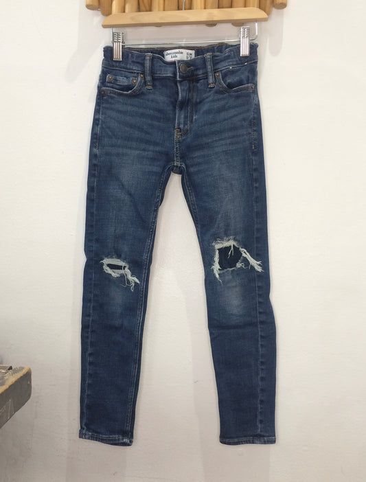 Distressed slim jeans 9-10y