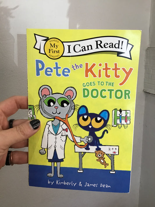 Pete the Kitty goes to the doctor