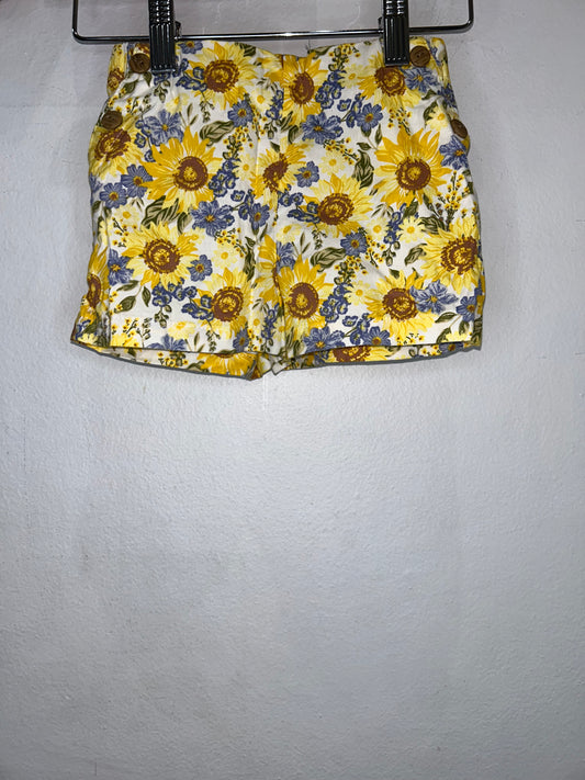 Yellow sunflowers shorts 2-3y