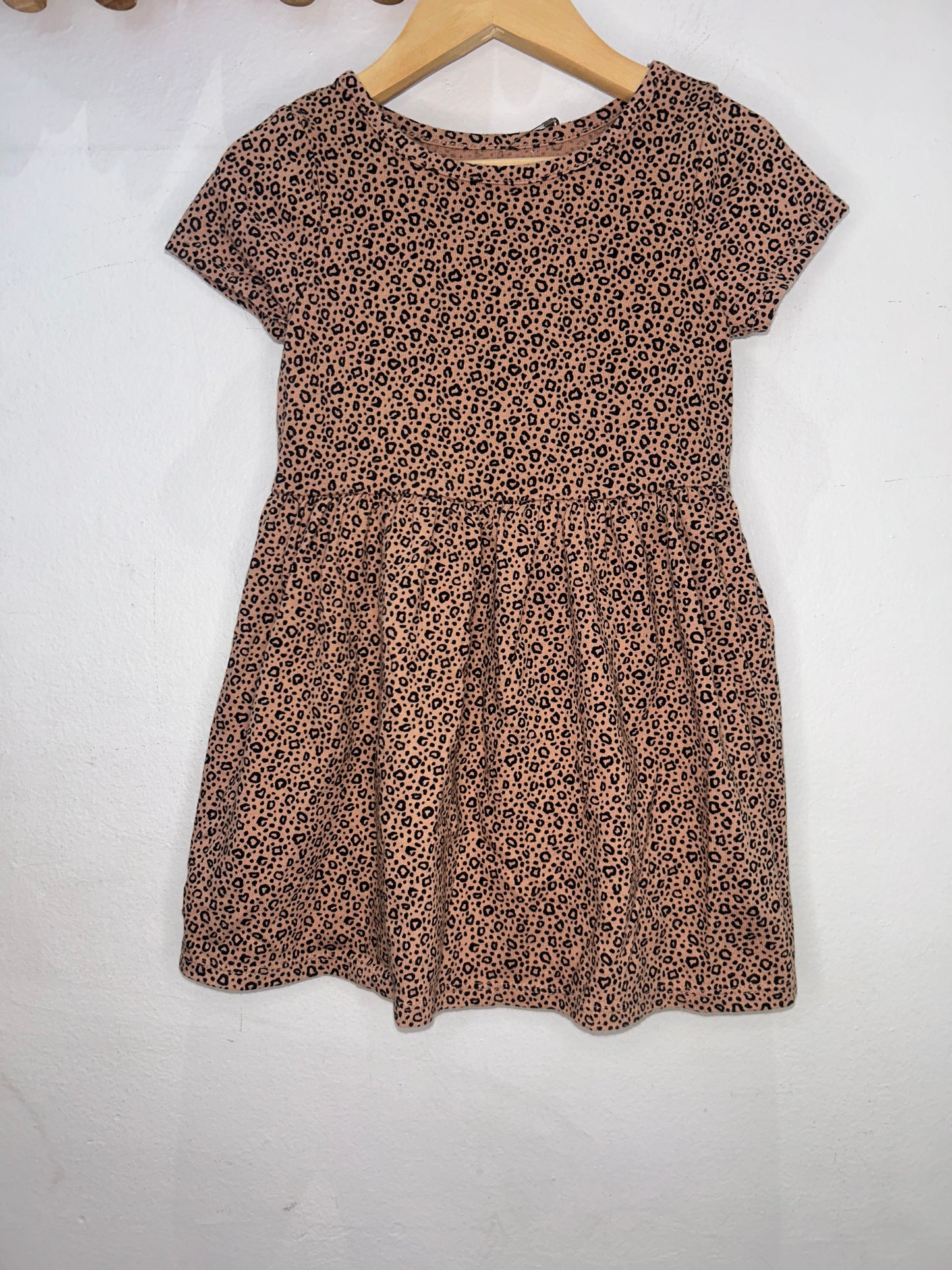Leopard shorty sleeve dress 3y