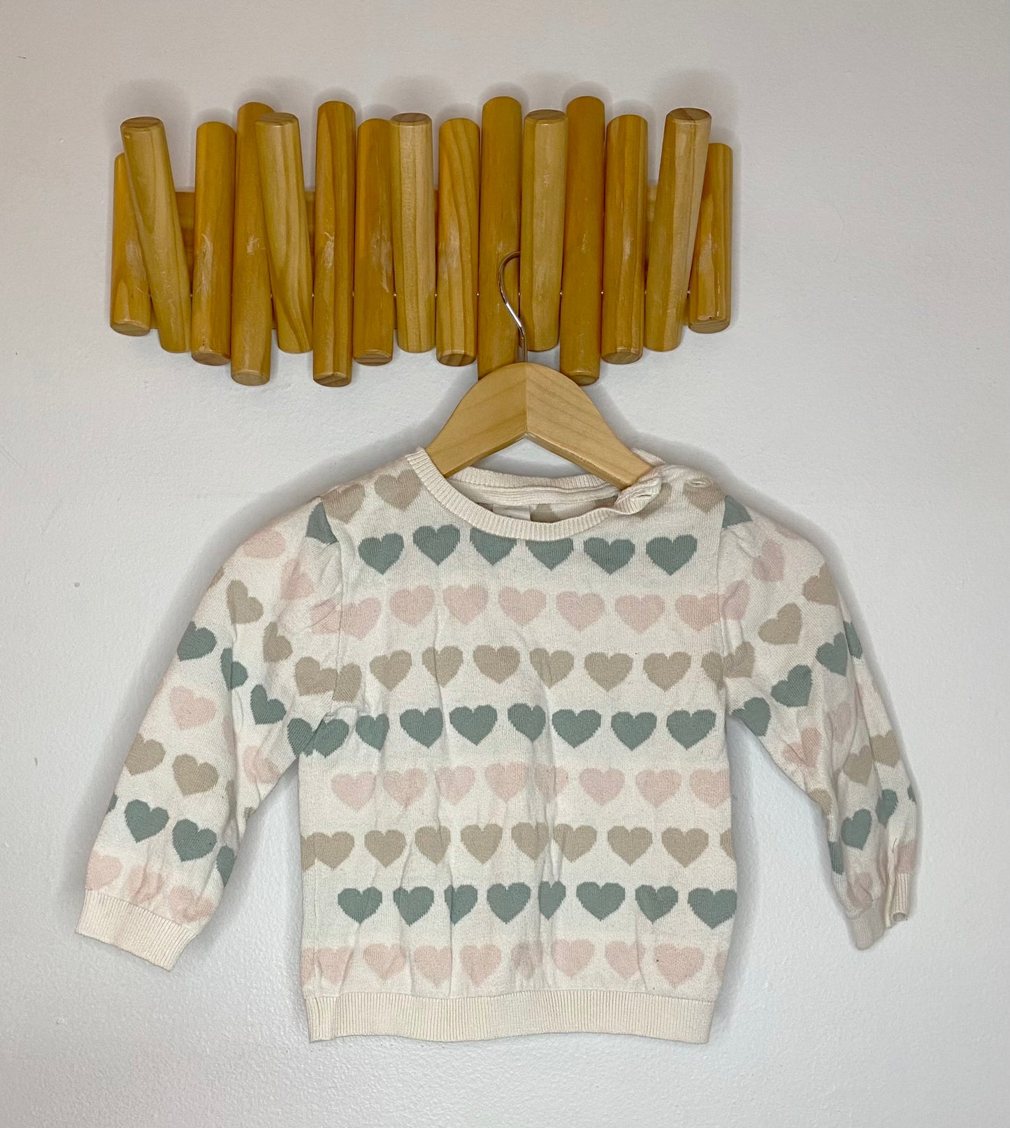 Pastel hearts sweater 12-18m