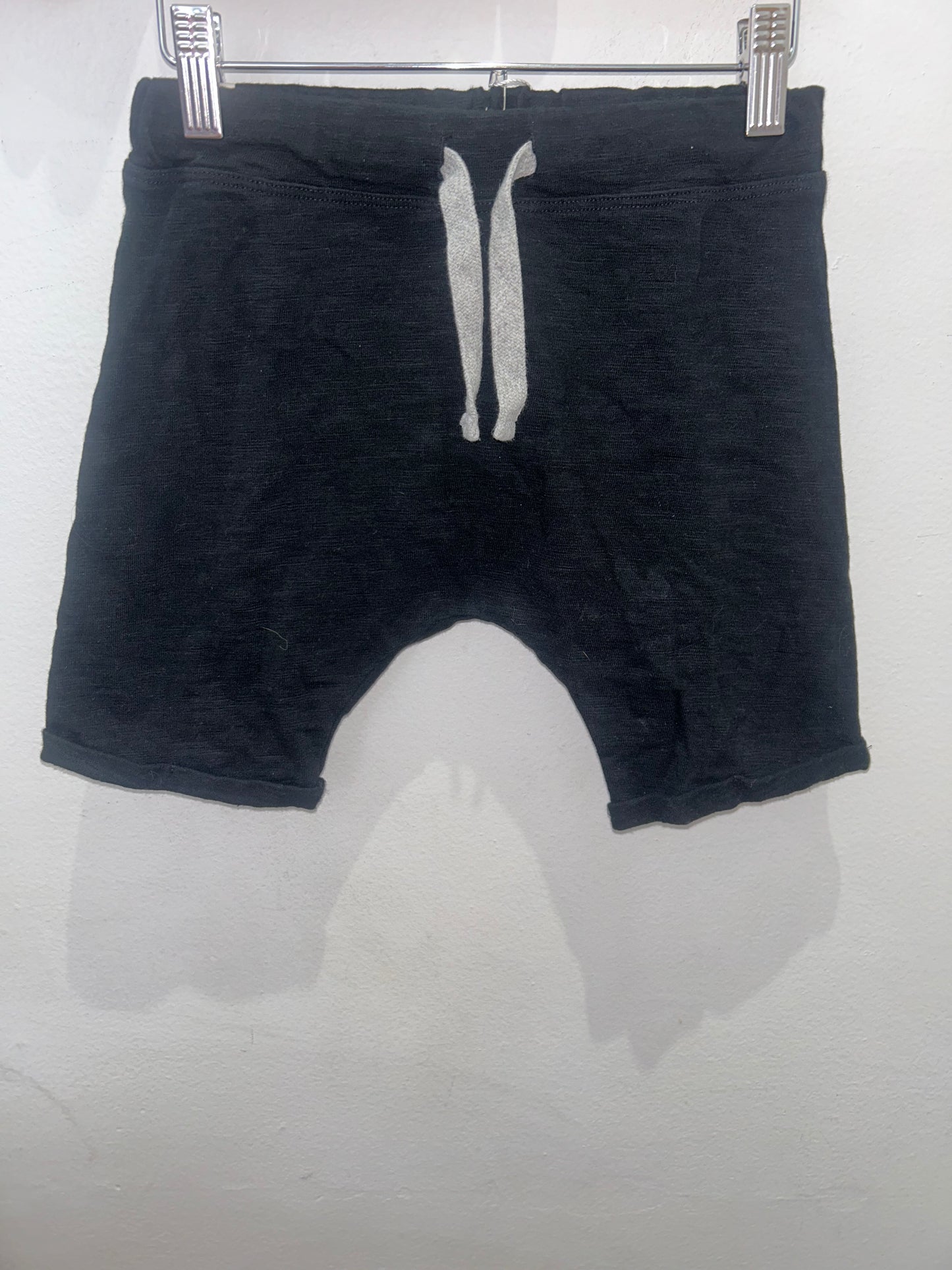 Minimioche black shorts 5-6y