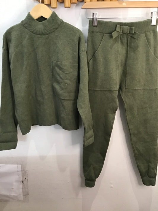 Green sweater set 8-9y