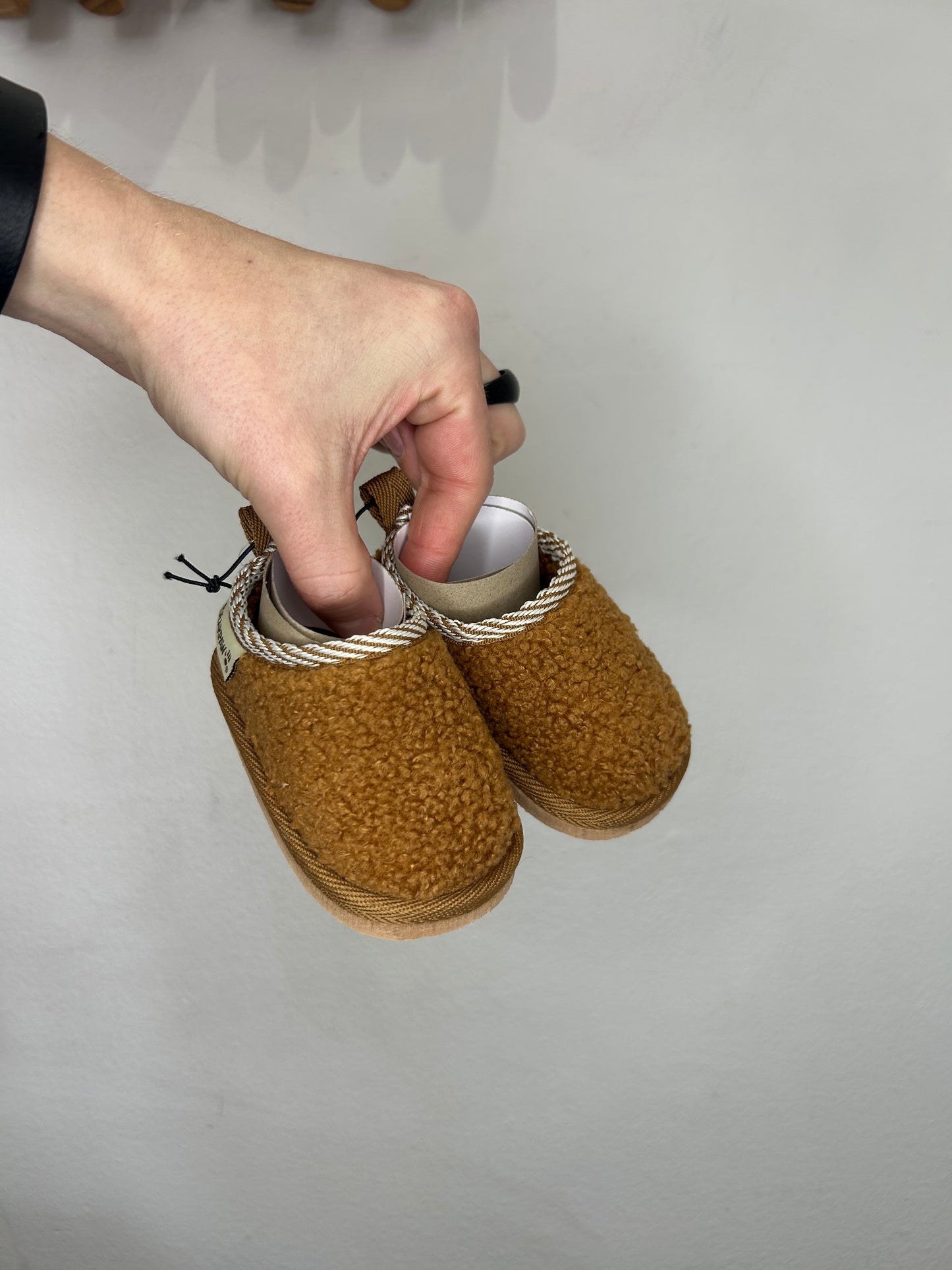 Boucle baby shoes 0-6m NEW