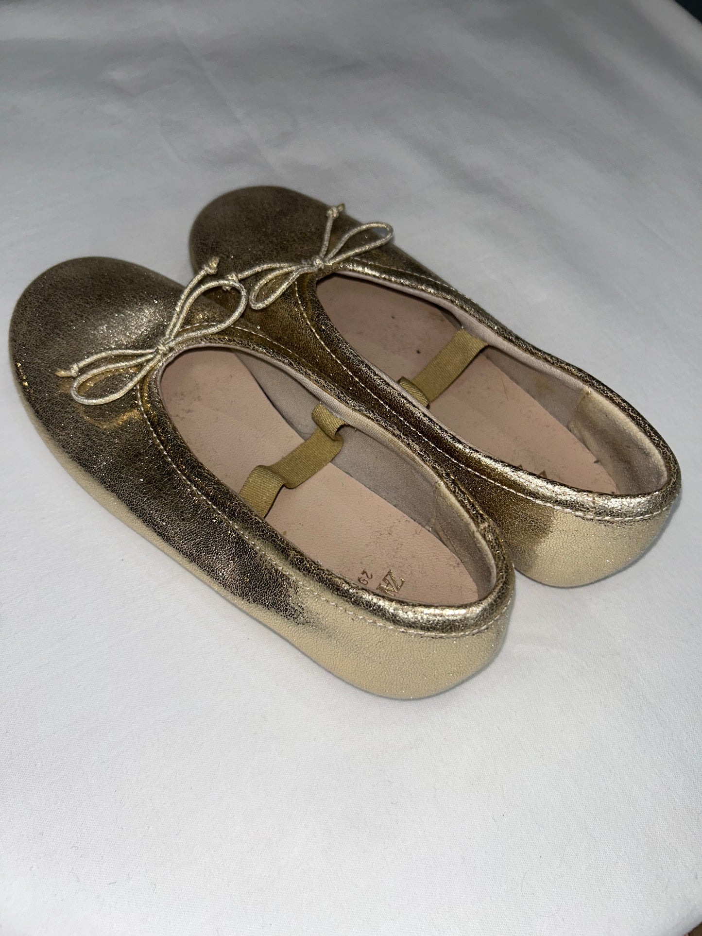 C11.5 gold maryjanes