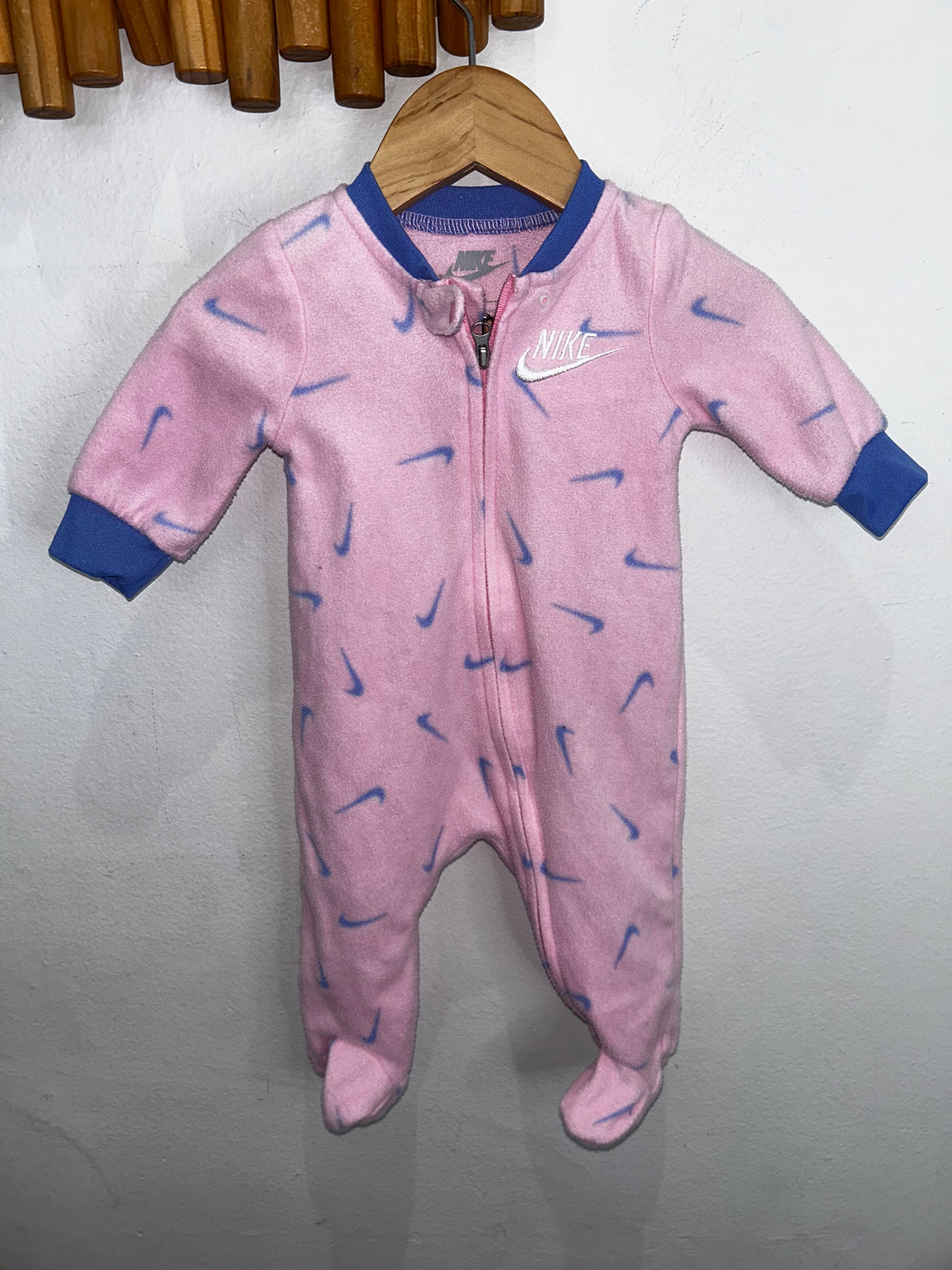 Nike pink fleece sleeper 3m