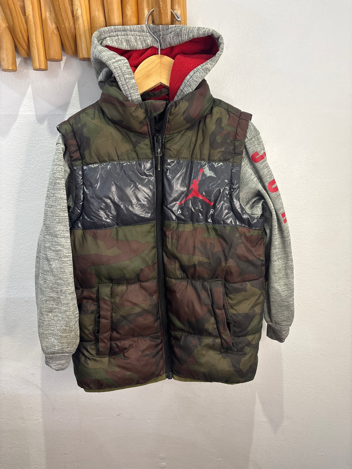 Air Jordan sweatshirt vest 4-5y