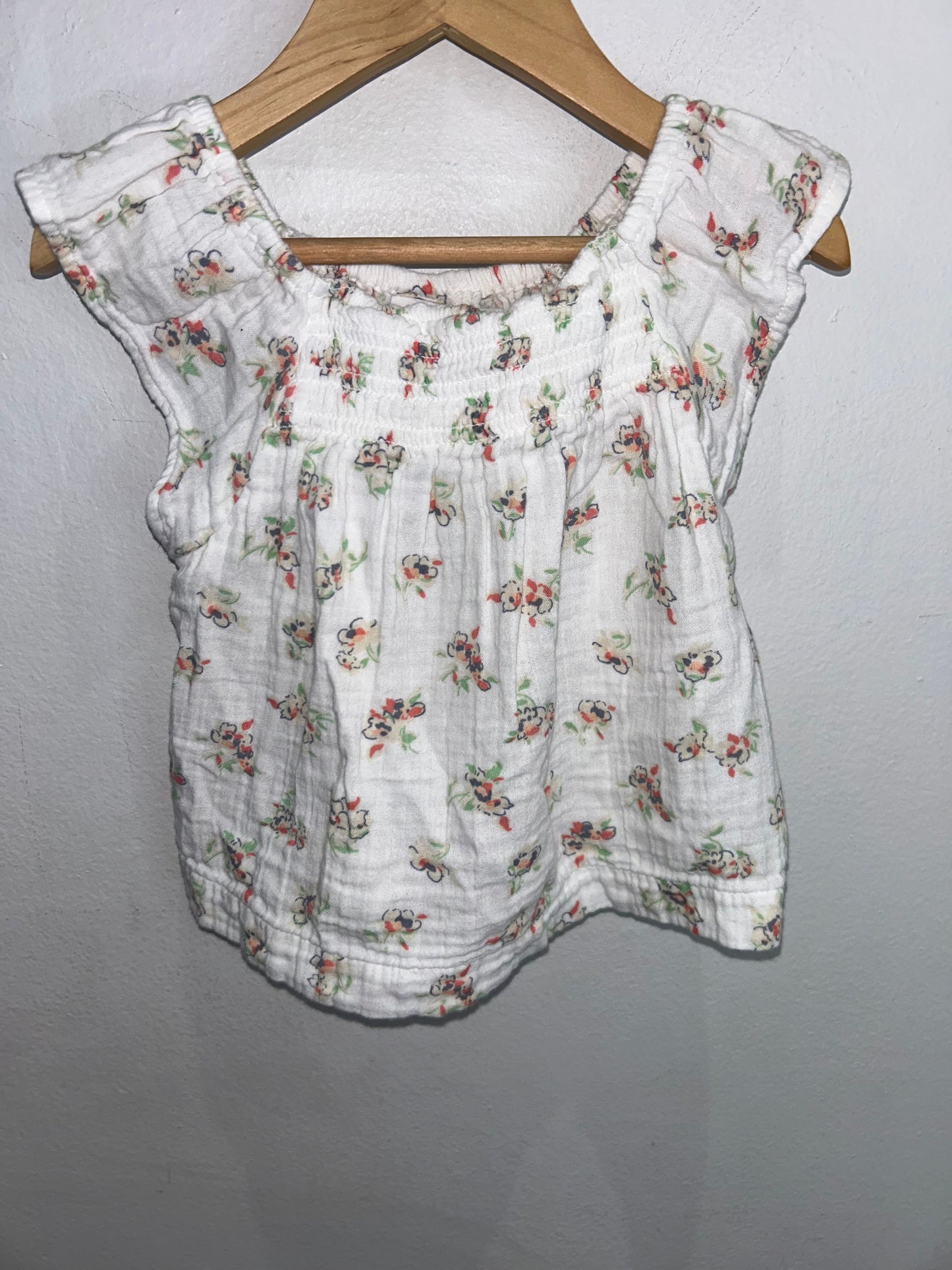 White flowers shorty set 3y
