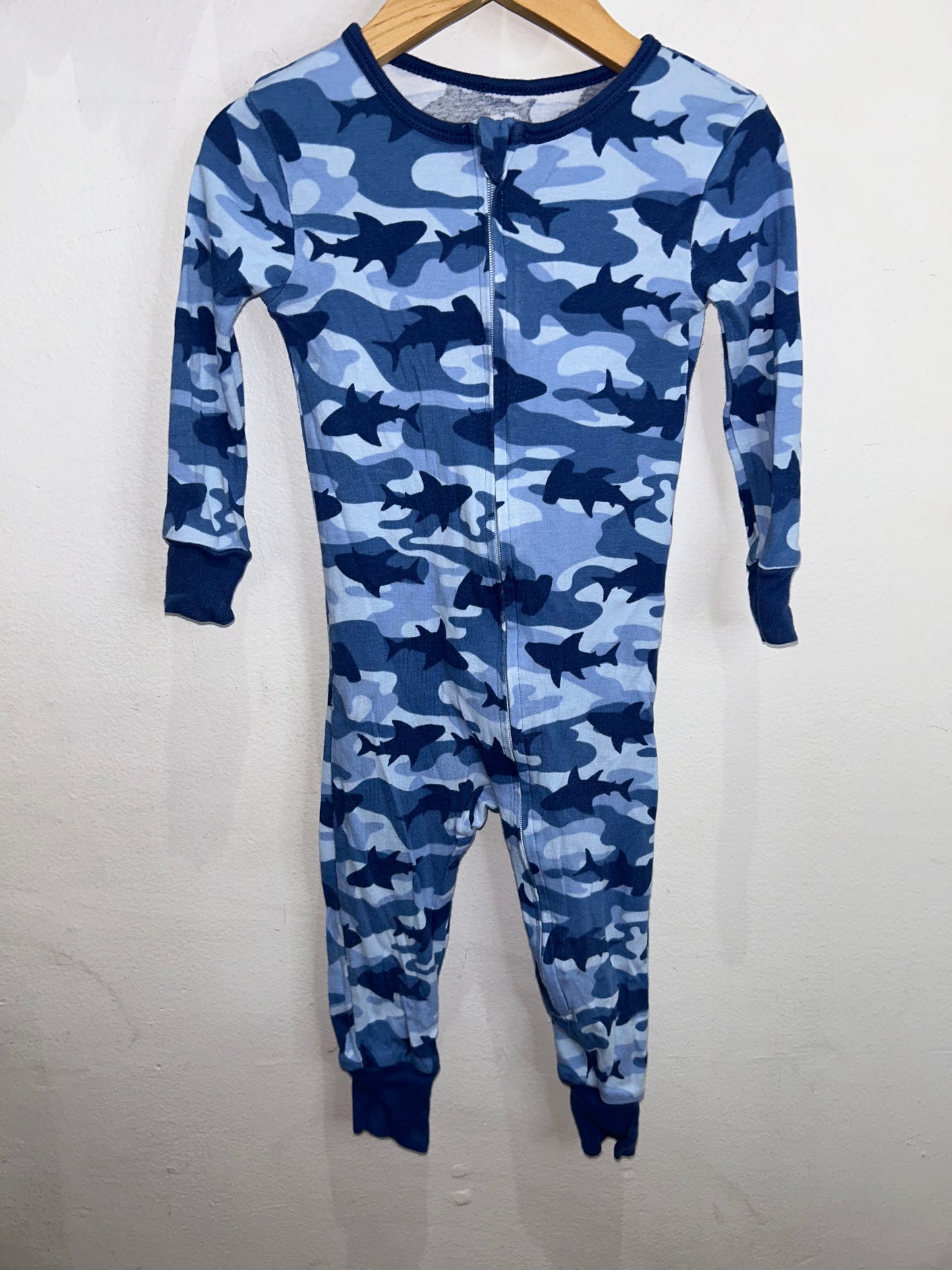 Blue sharks sleeper 2y