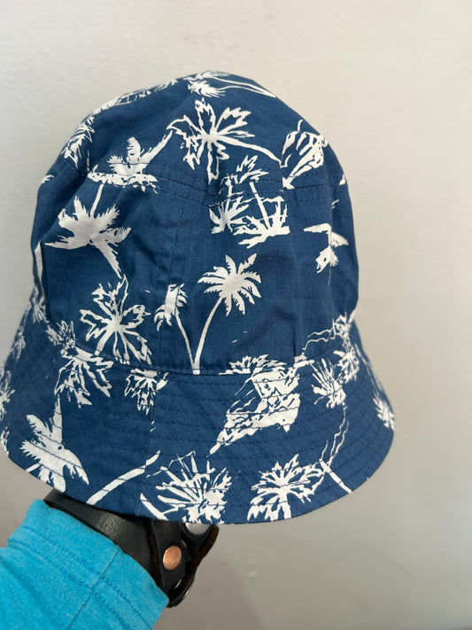 Blue palms bucket hat 4-5y NEWq